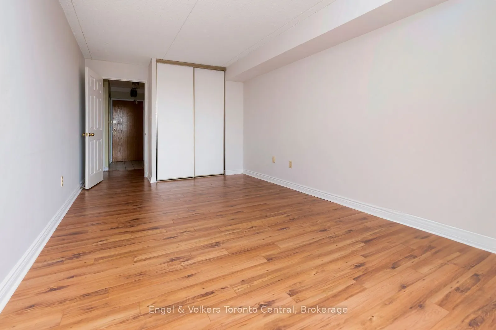 172 Eighth Street, #507