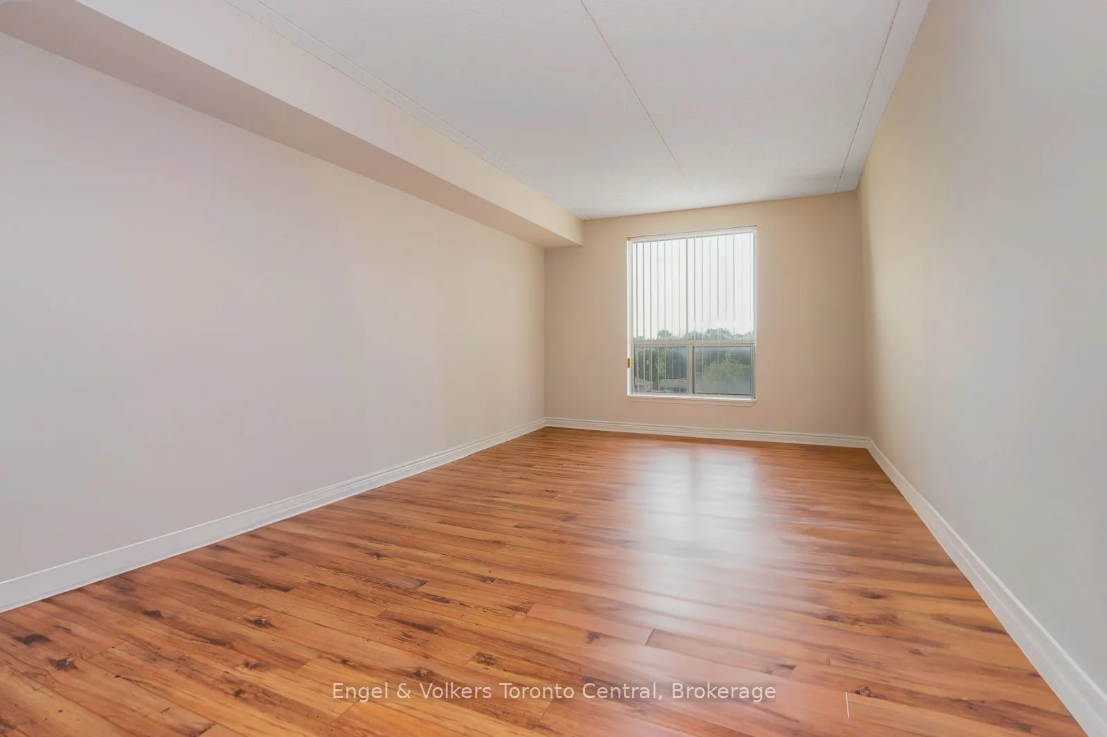 172 Eighth Street, #507
