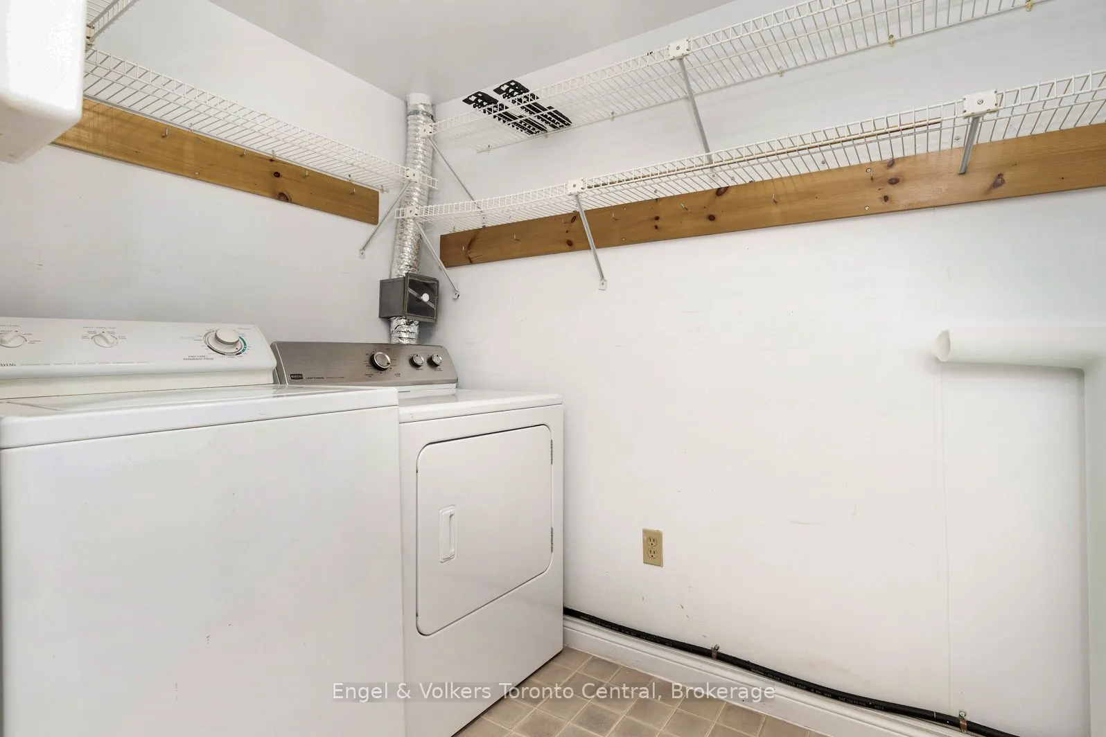 172 Eighth Street, #507