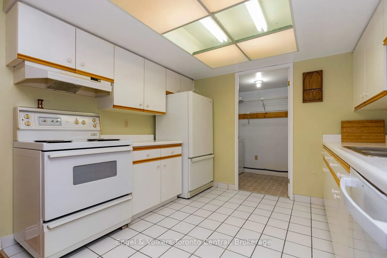 172 Eighth Street, #507