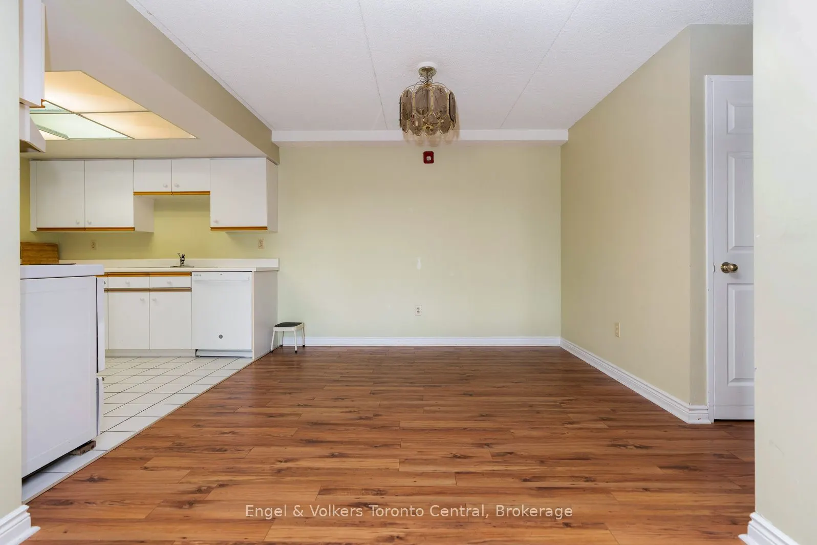 172 Eighth Street, #507
