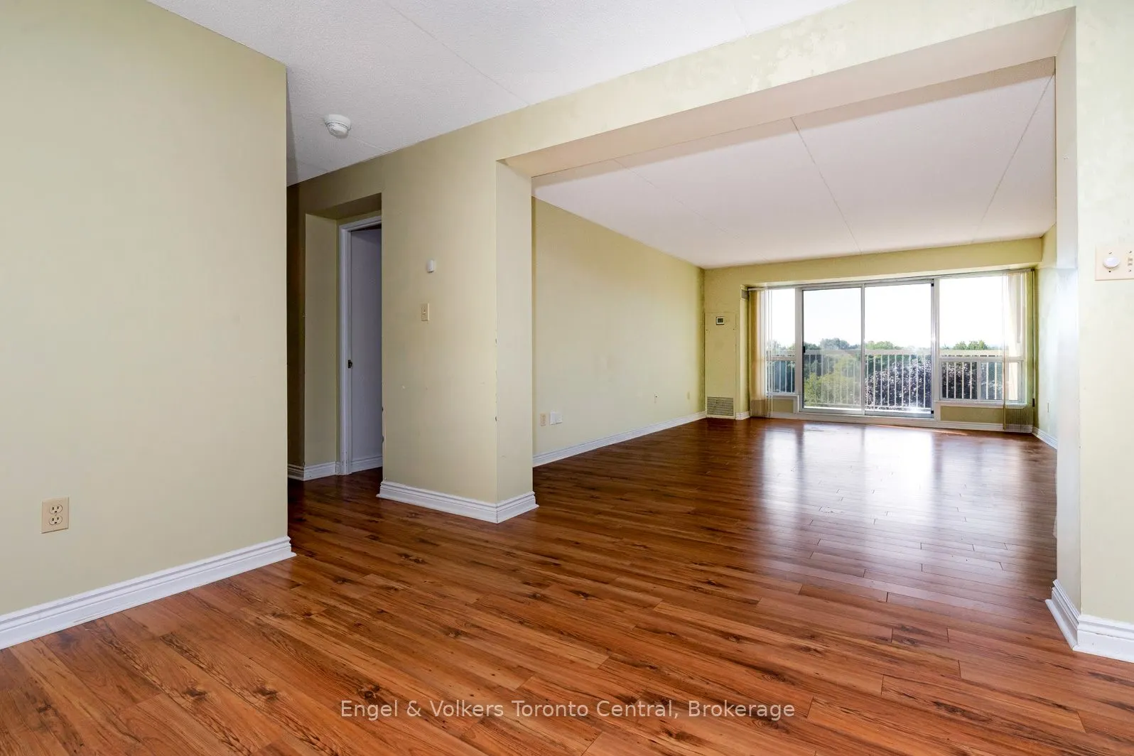 172 Eighth Street, #507