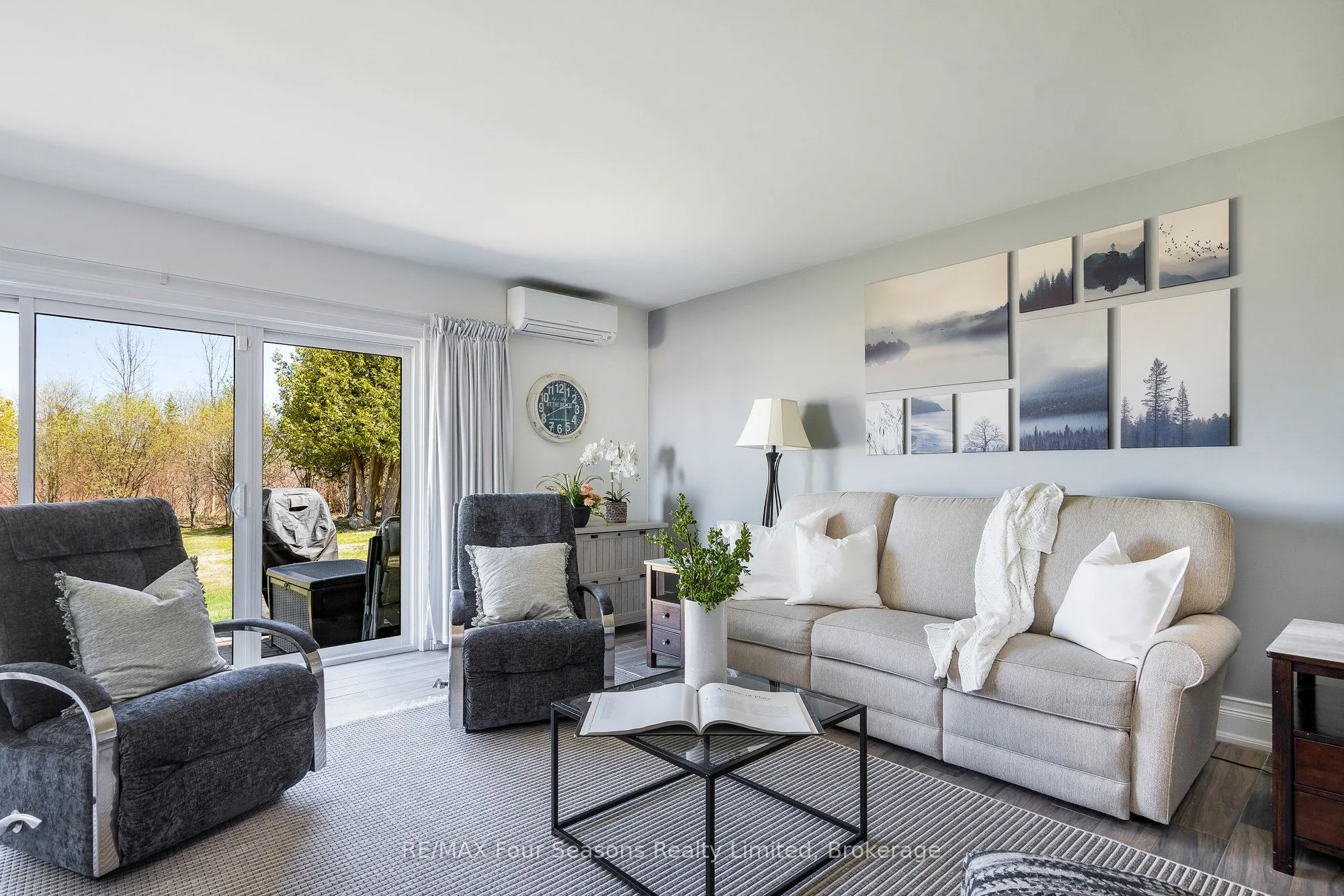 44 Trott Boulevard, #18