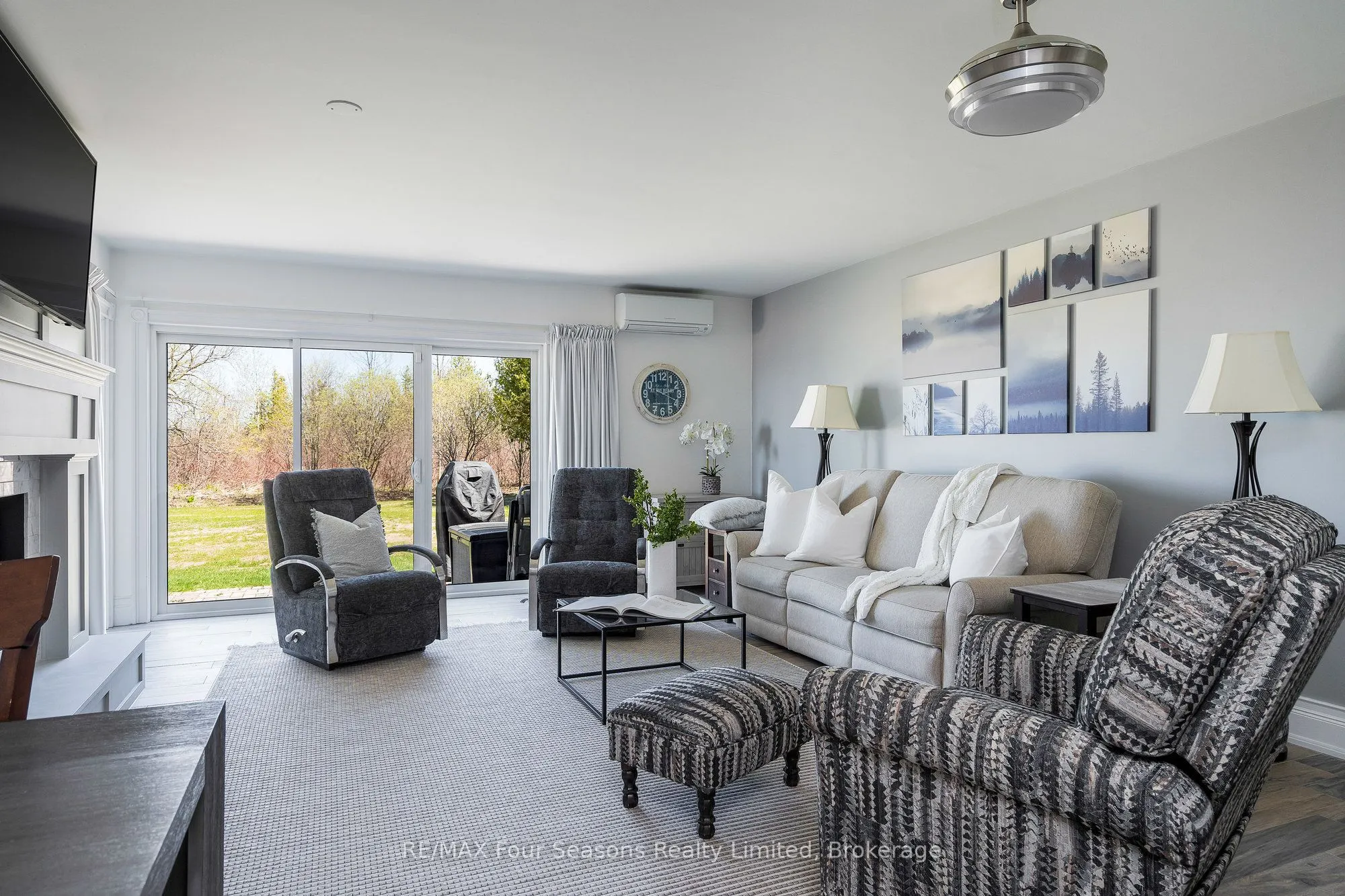 44 Trott Boulevard, #18