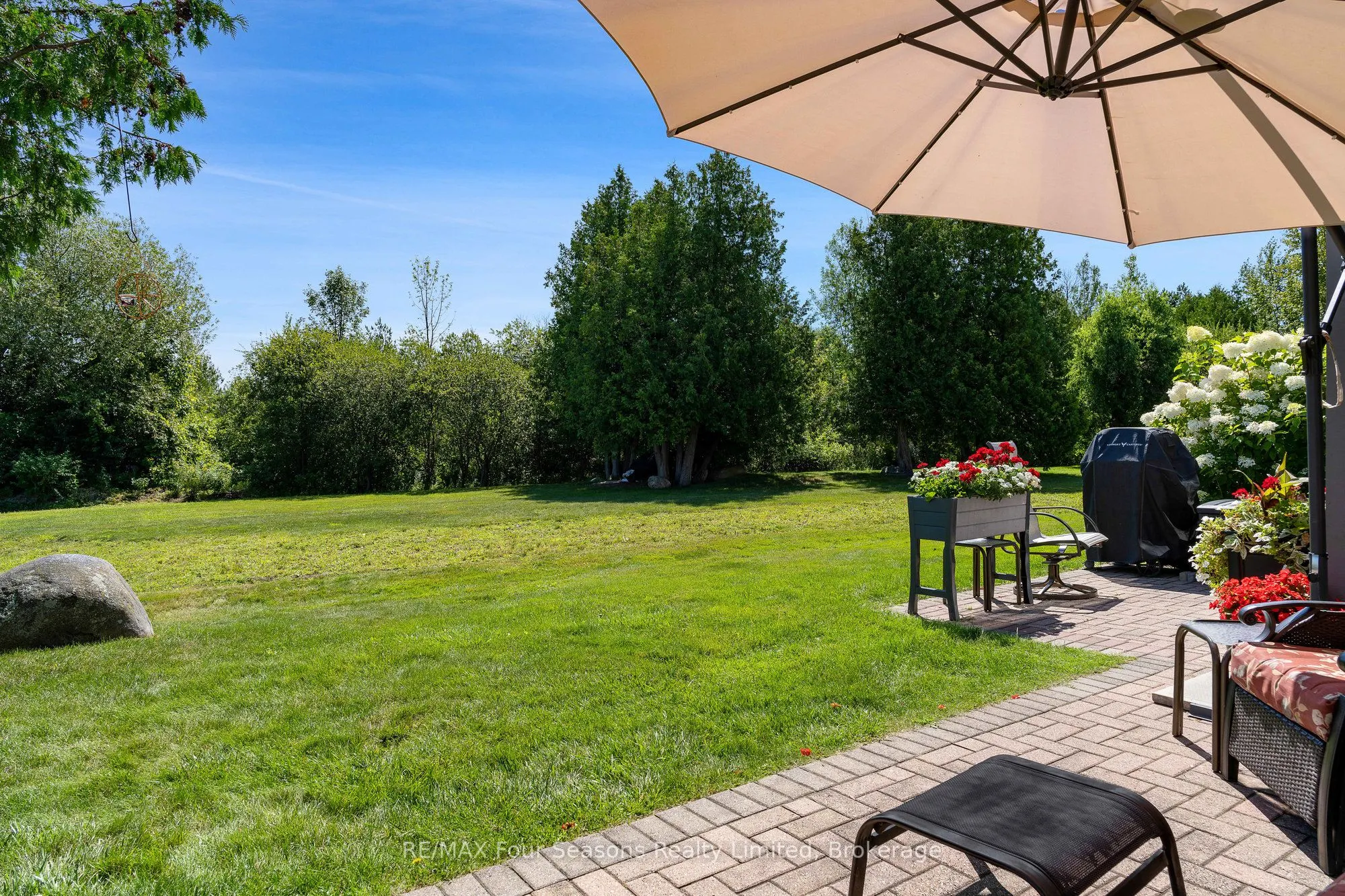 44 Trott Boulevard, #18