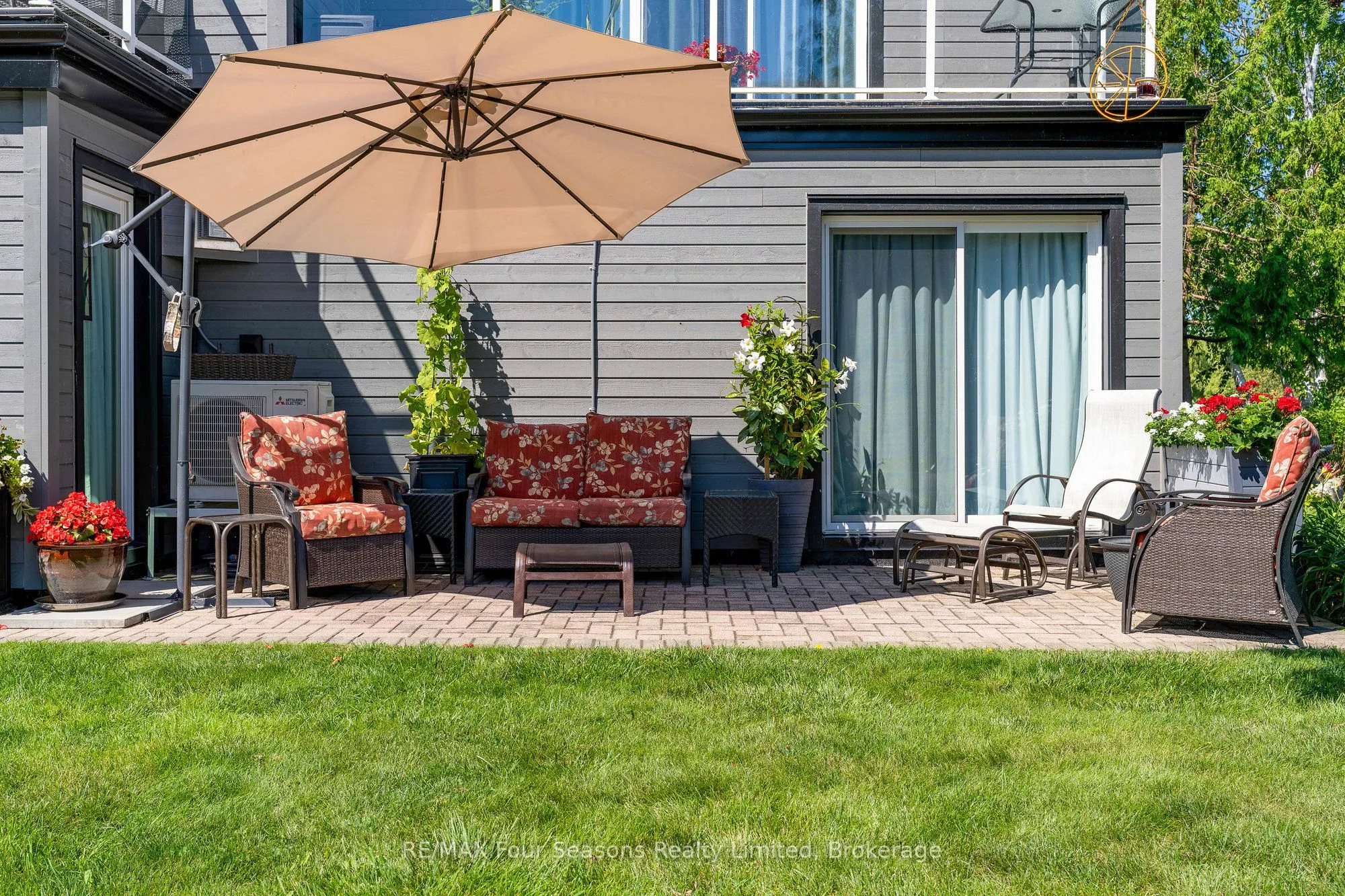 44 Trott Boulevard, #18