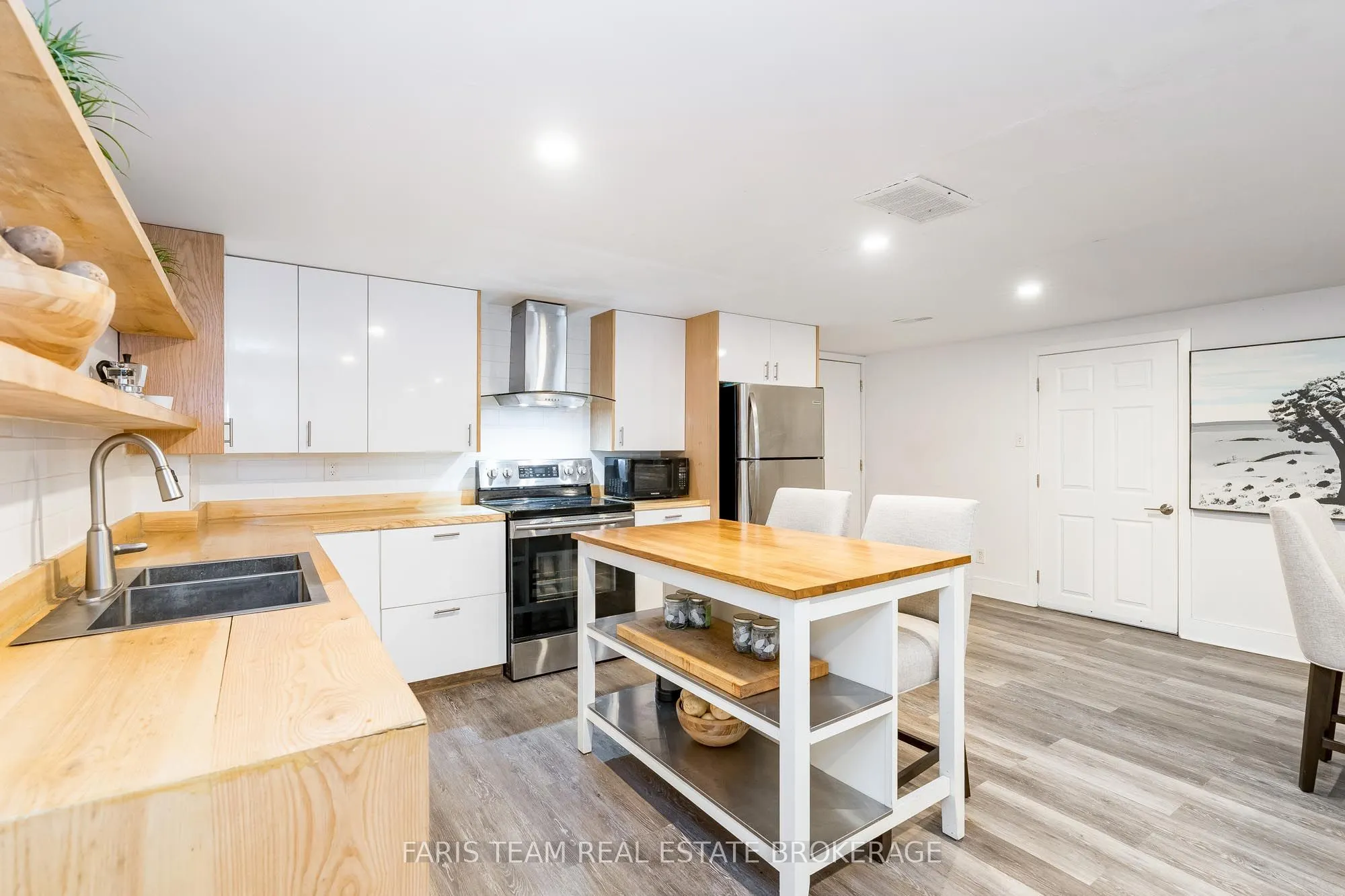 1119 Sajnovic Place