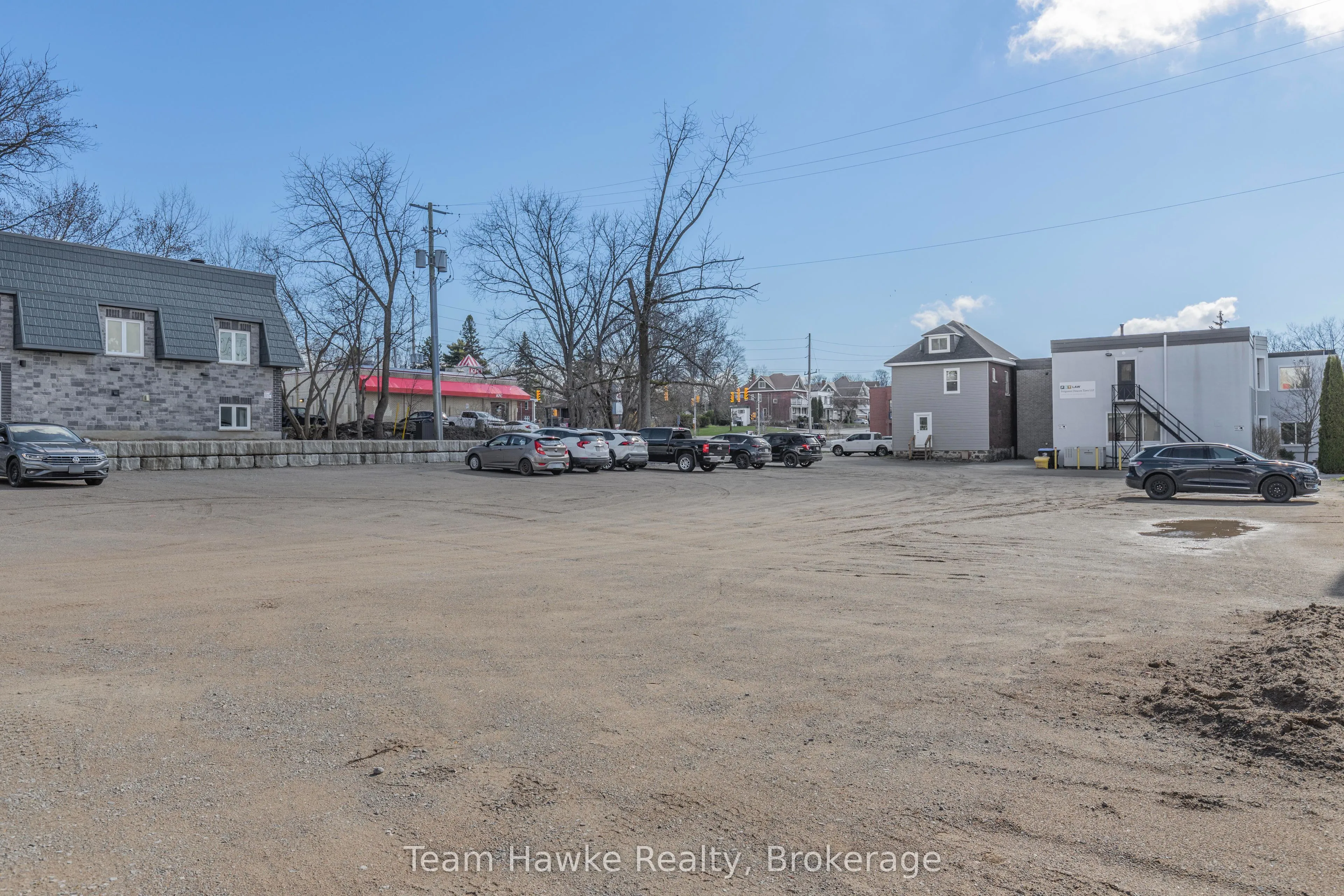 361 King Street, #2W