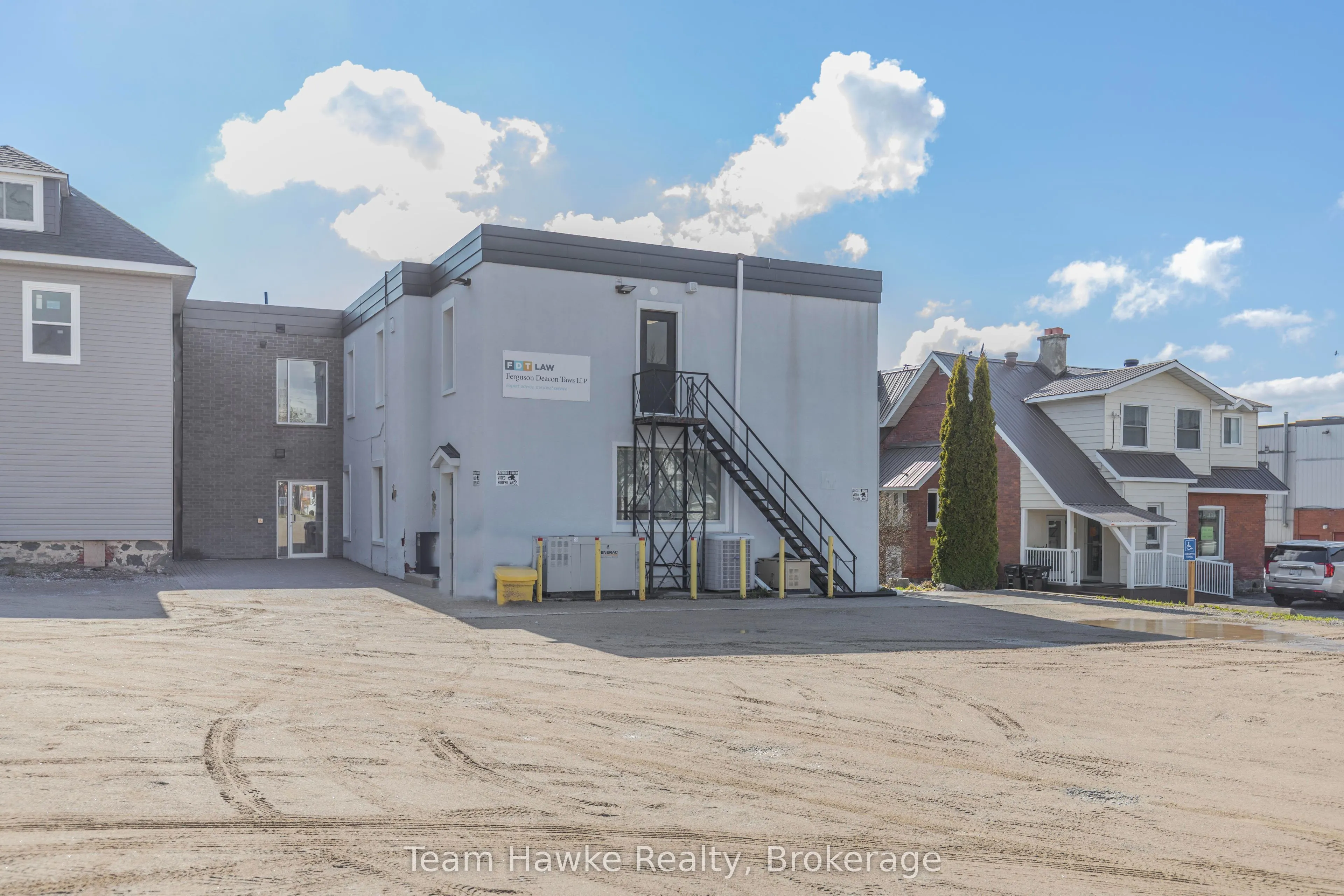 361 King Street, #2W