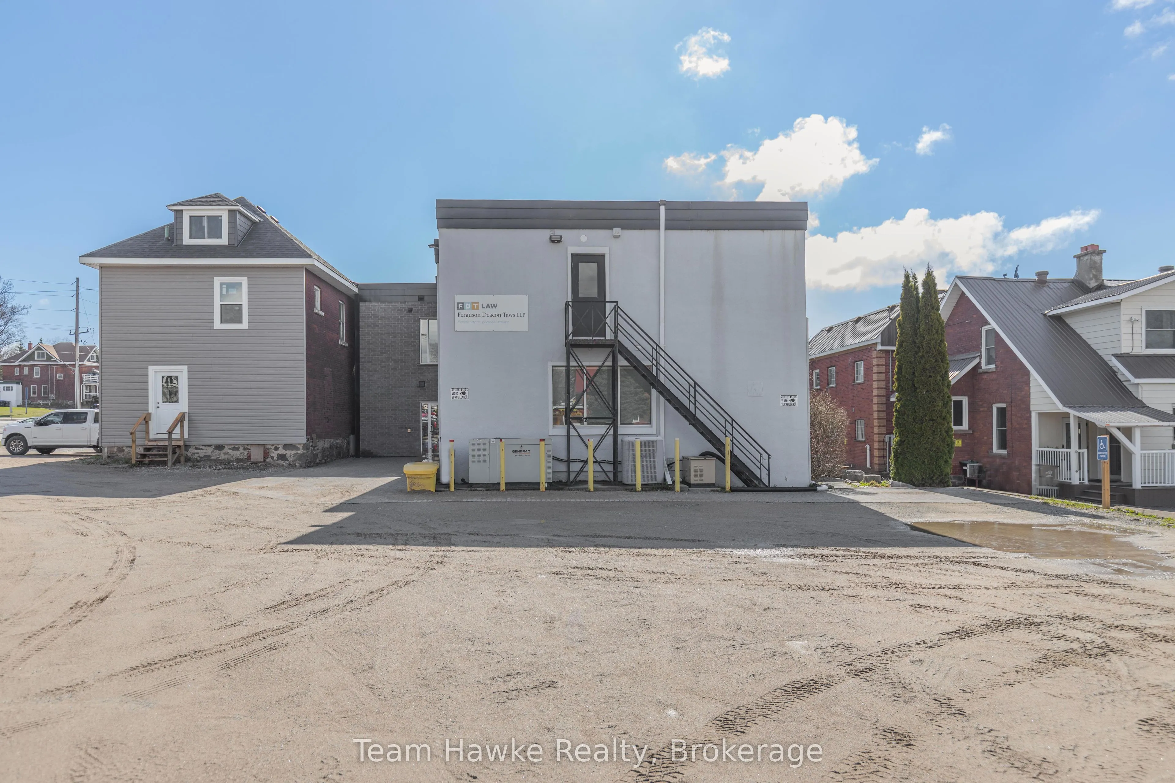 361 King Street, #2W