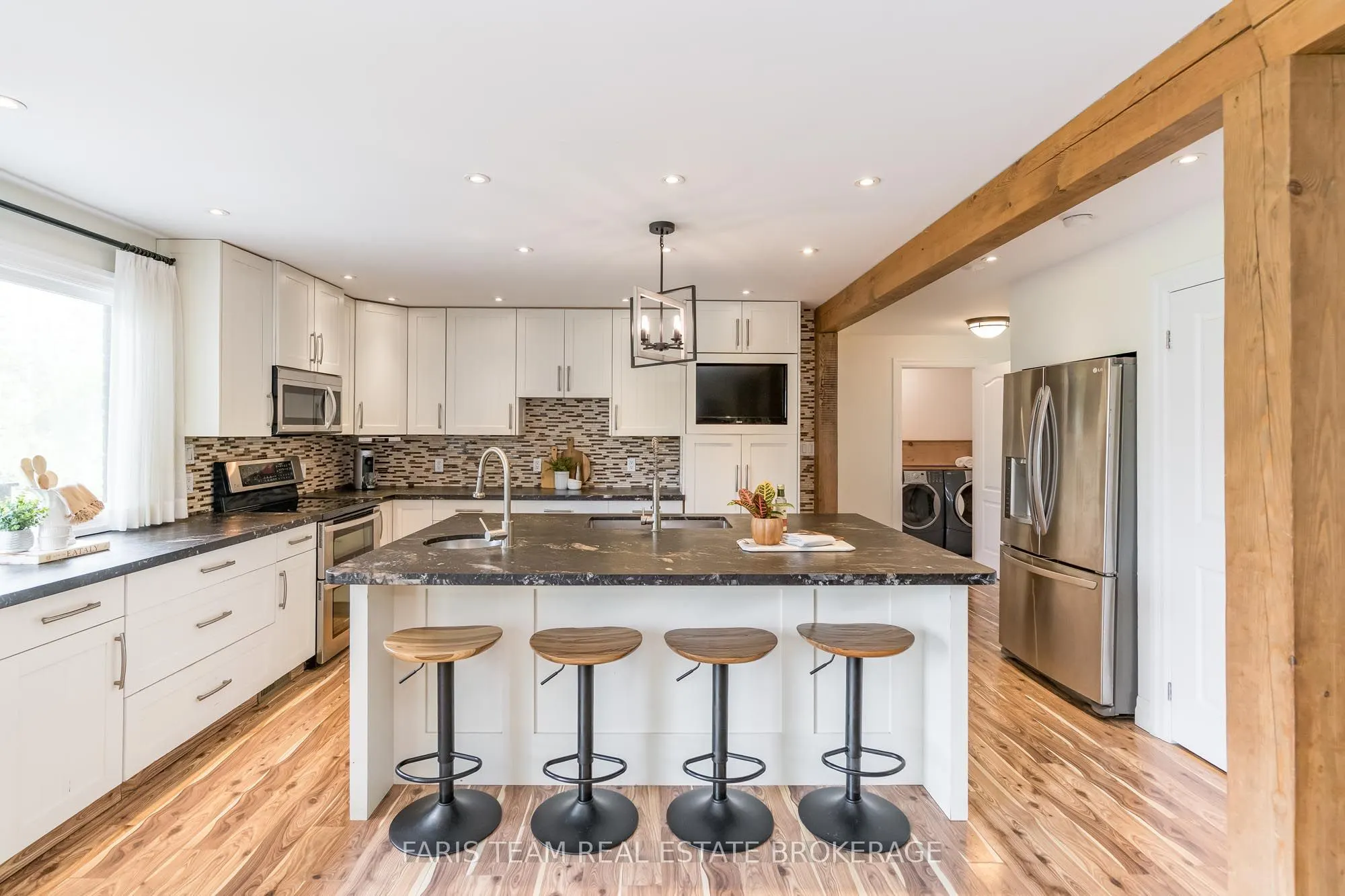 1441 Hendrie Road