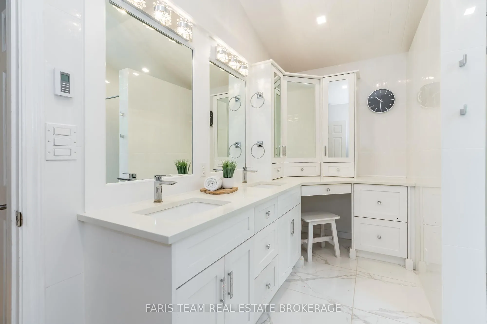 1441 Hendrie Road