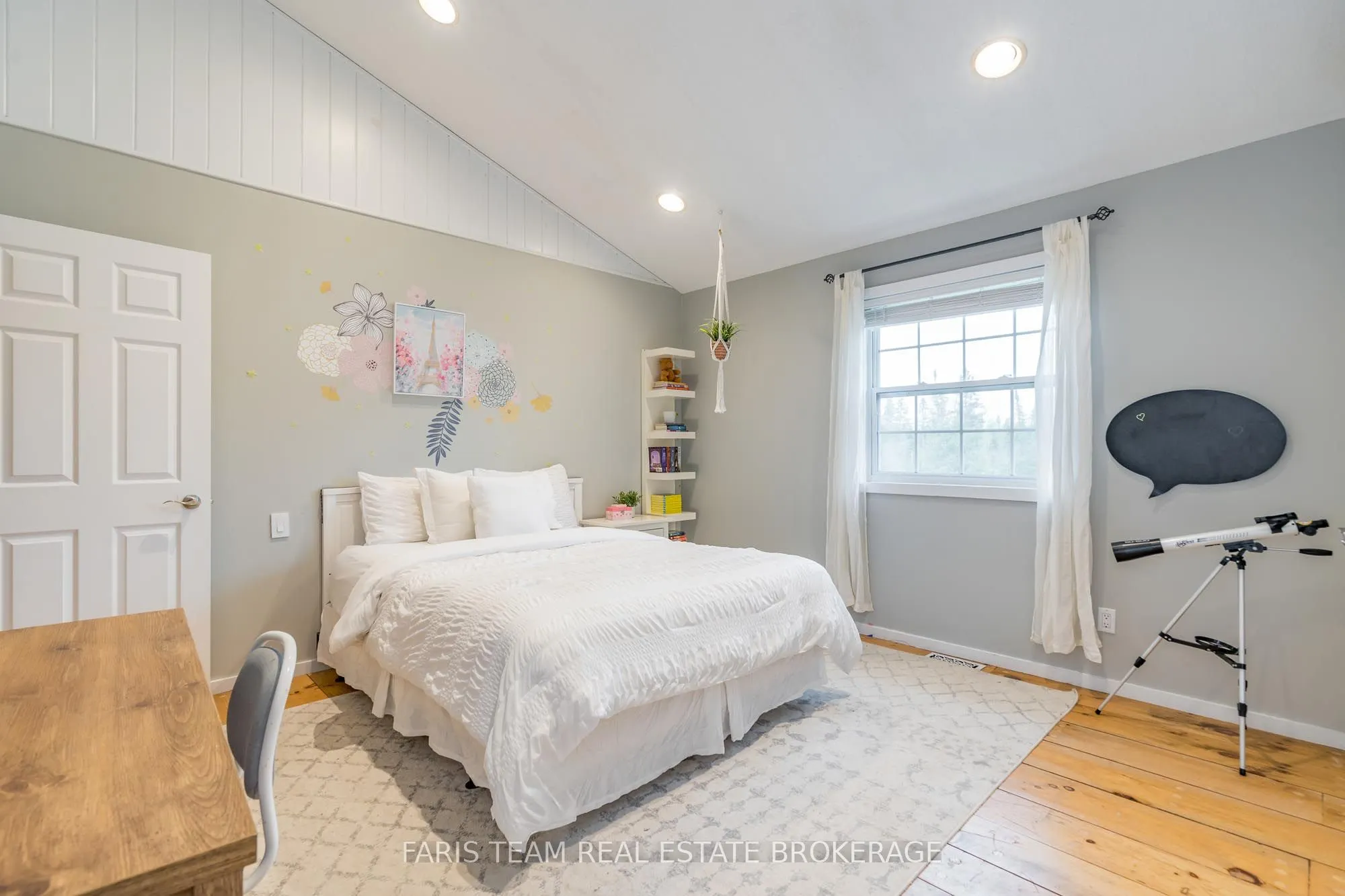 1441 Hendrie Road