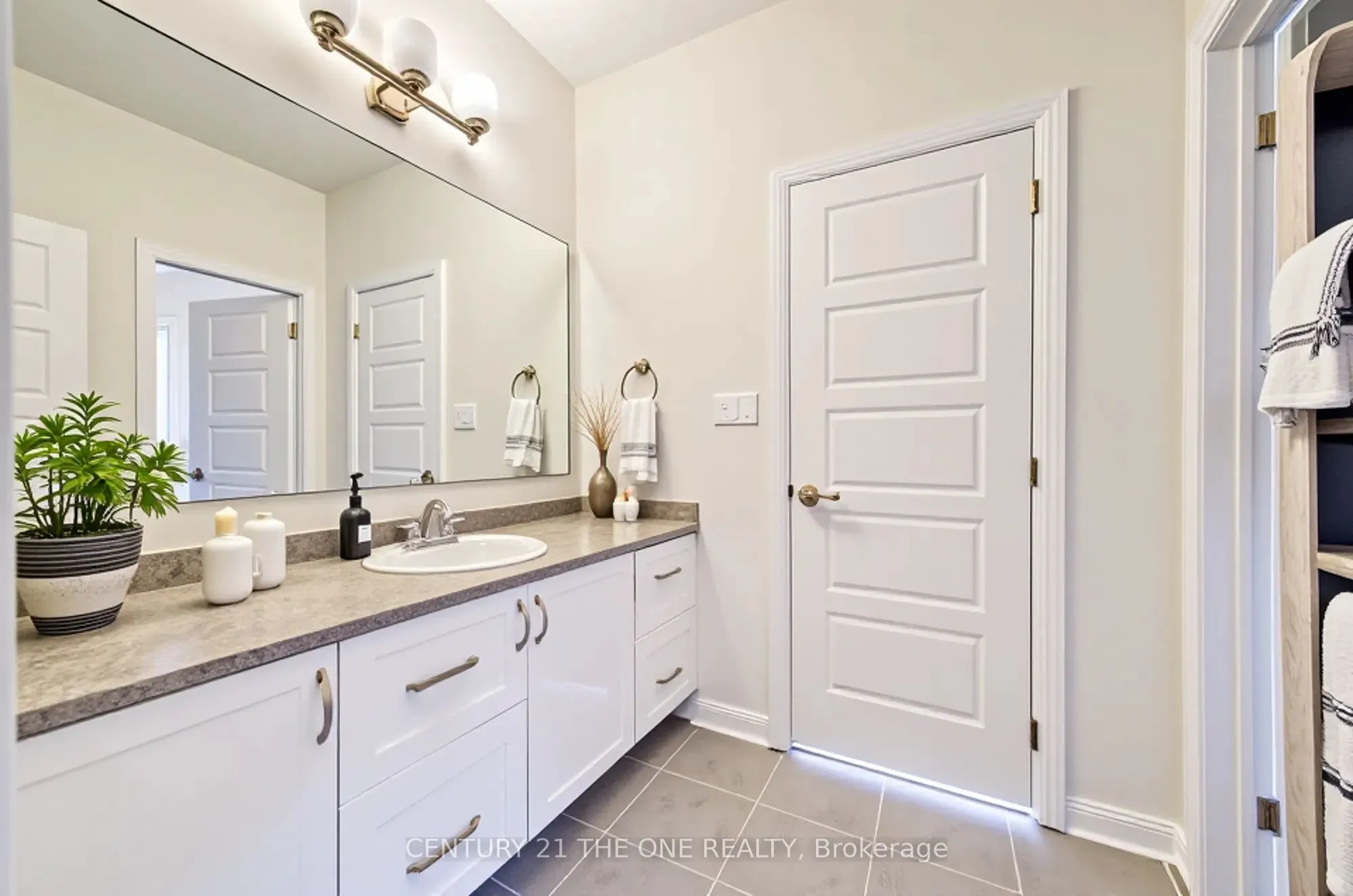 3045 Sandy Acres