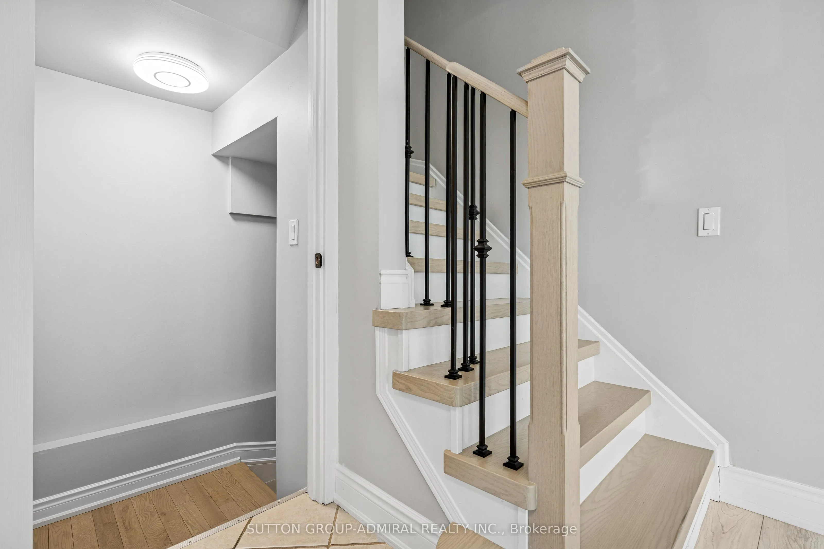 39 CHURCHLAND Drive