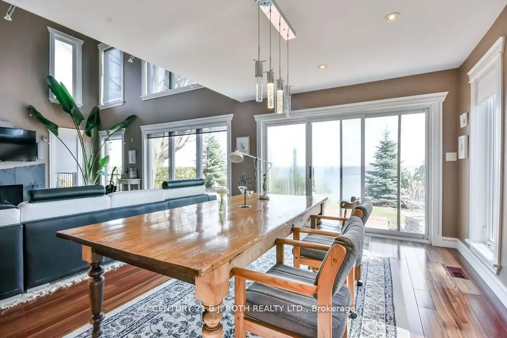73 LAKESHORE Road W