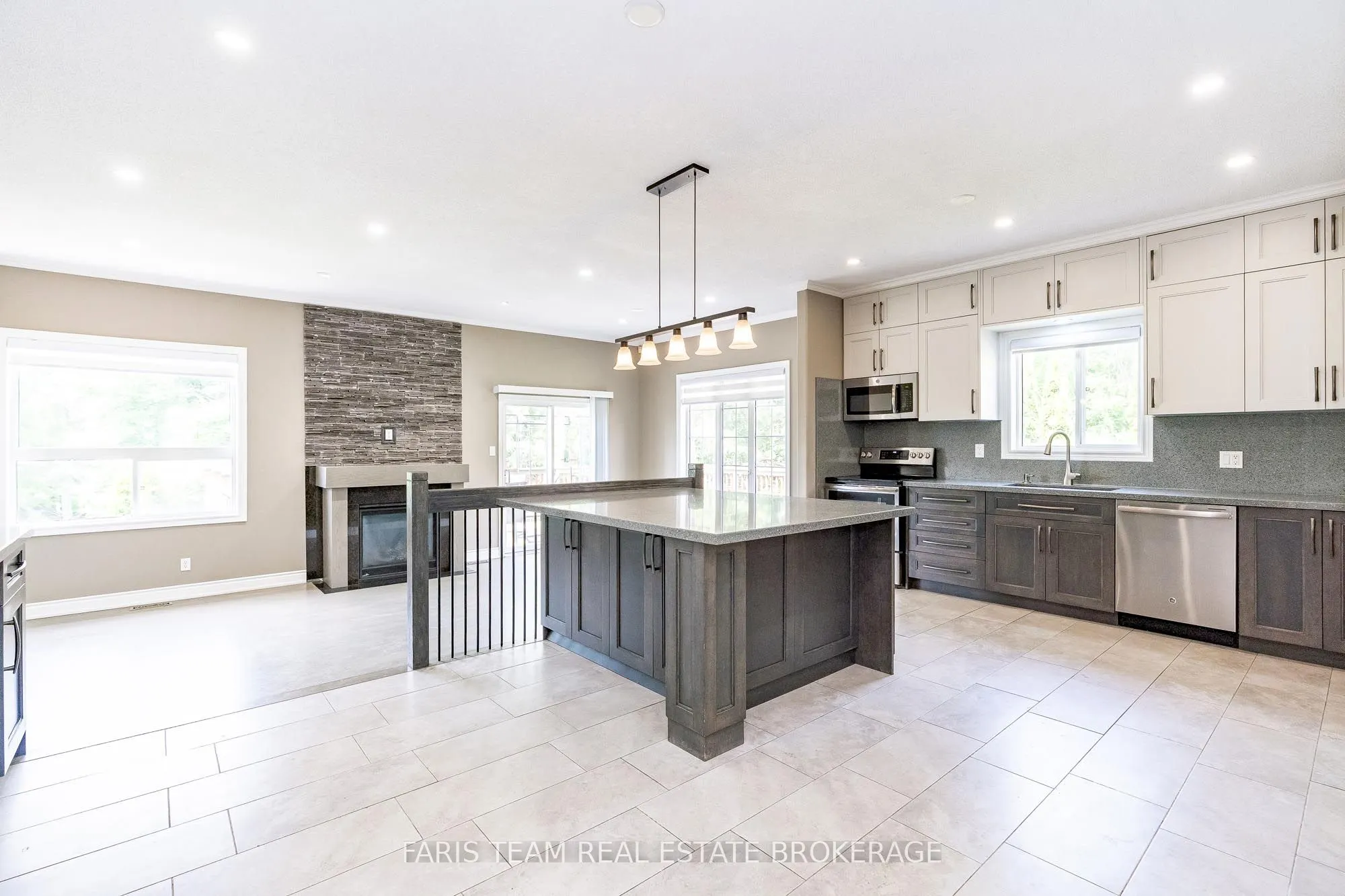 46 Kell Place
