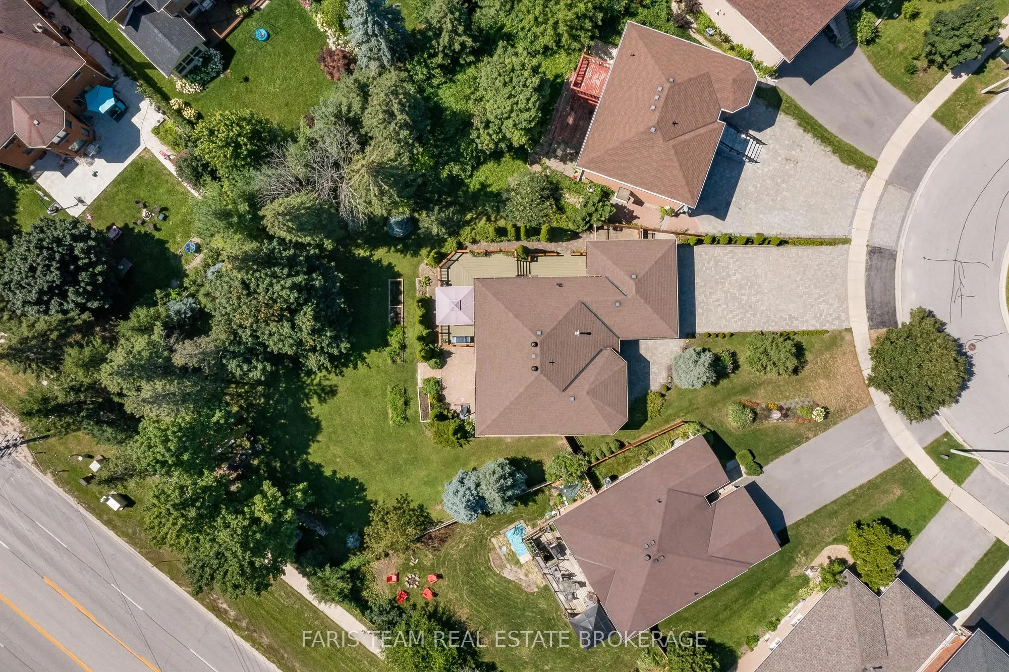 46 Kell Place
