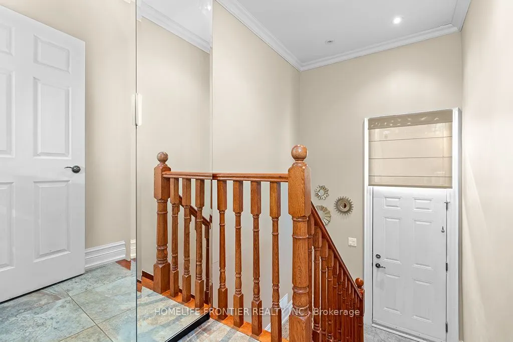 55 Homewood Avenue