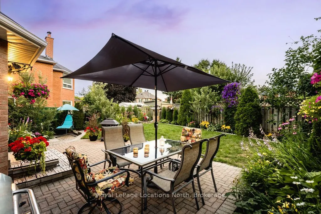 10 BARWICK Drive
