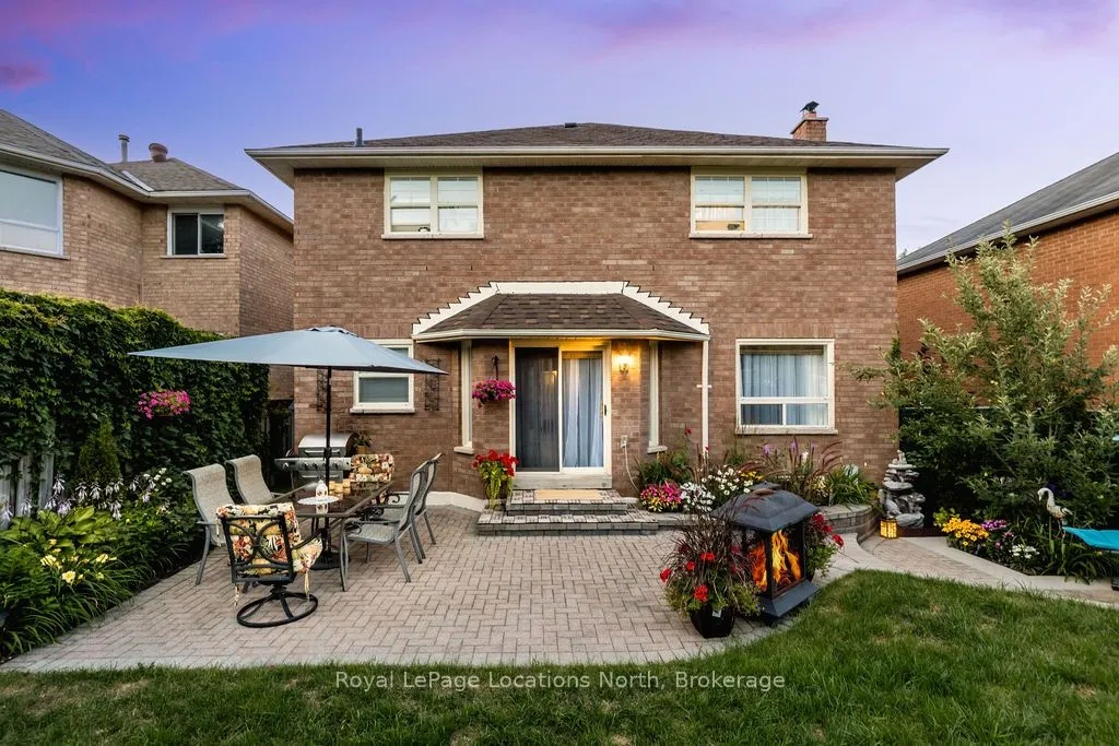 10 BARWICK Drive
