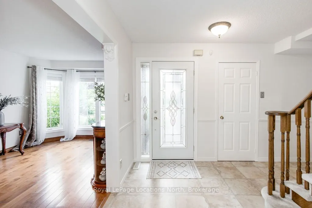10 BARWICK Drive