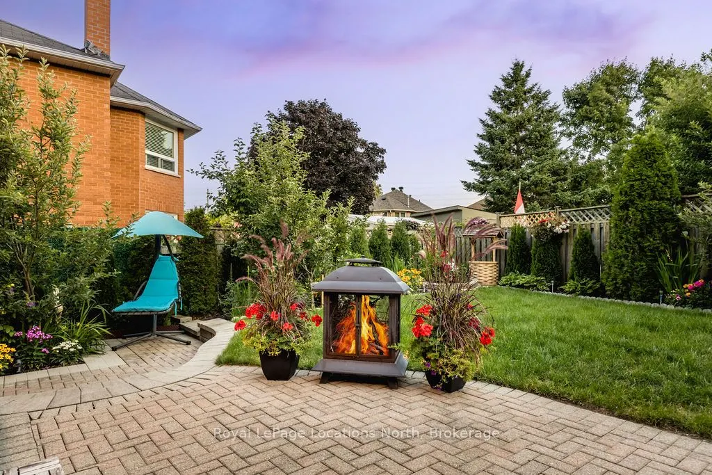 10 BARWICK Drive