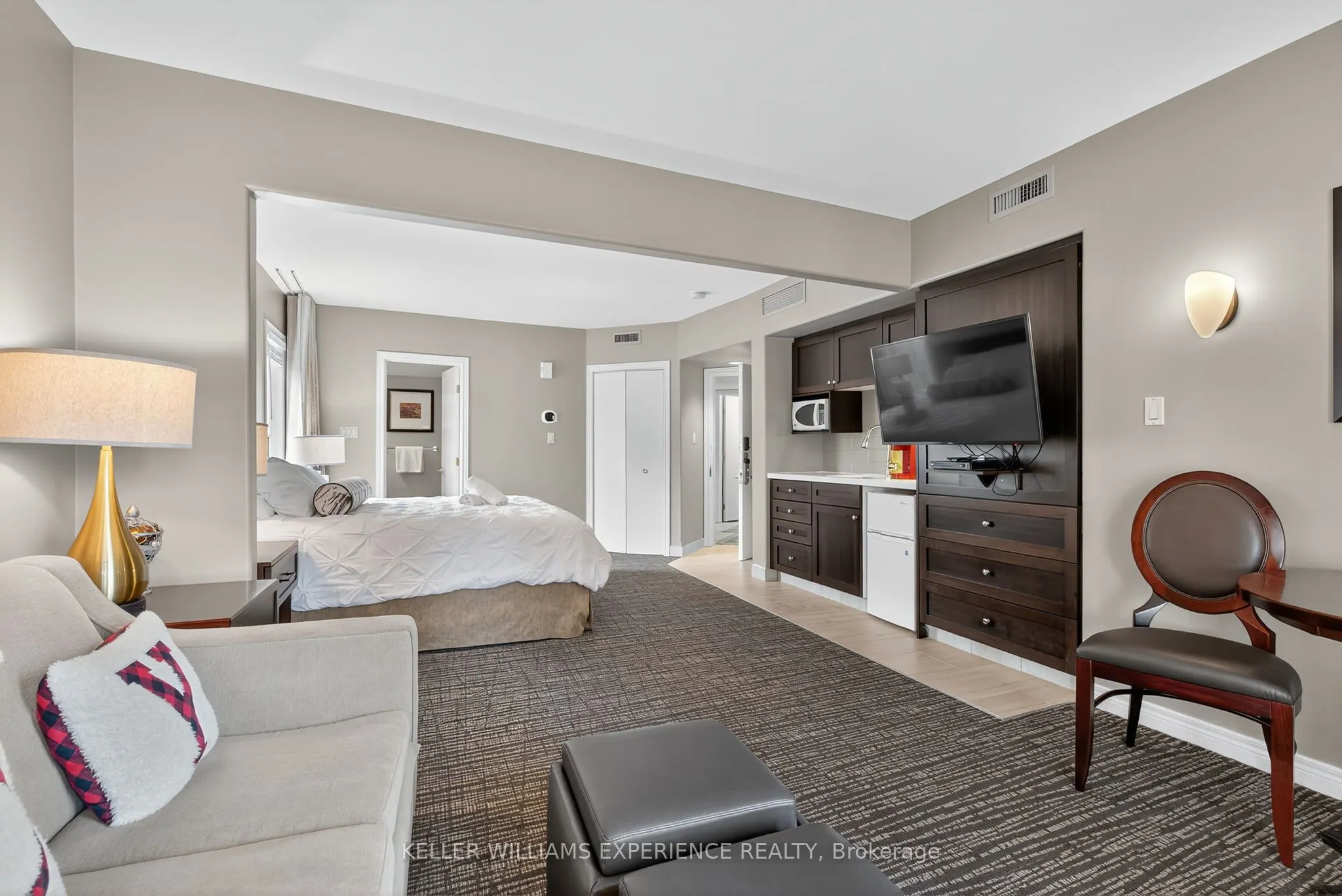 90 Highland Drive, ##2054/55