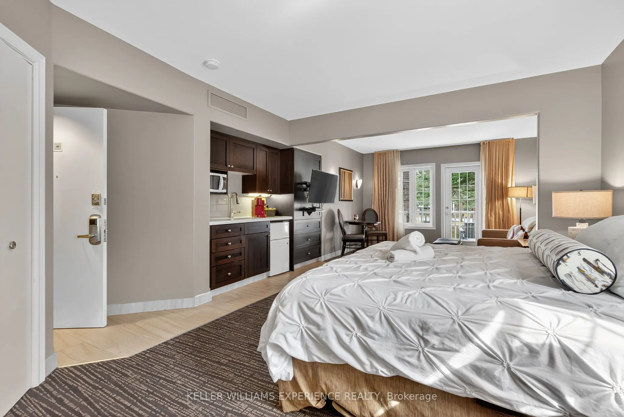 90 Highland Drive, ##2054/55