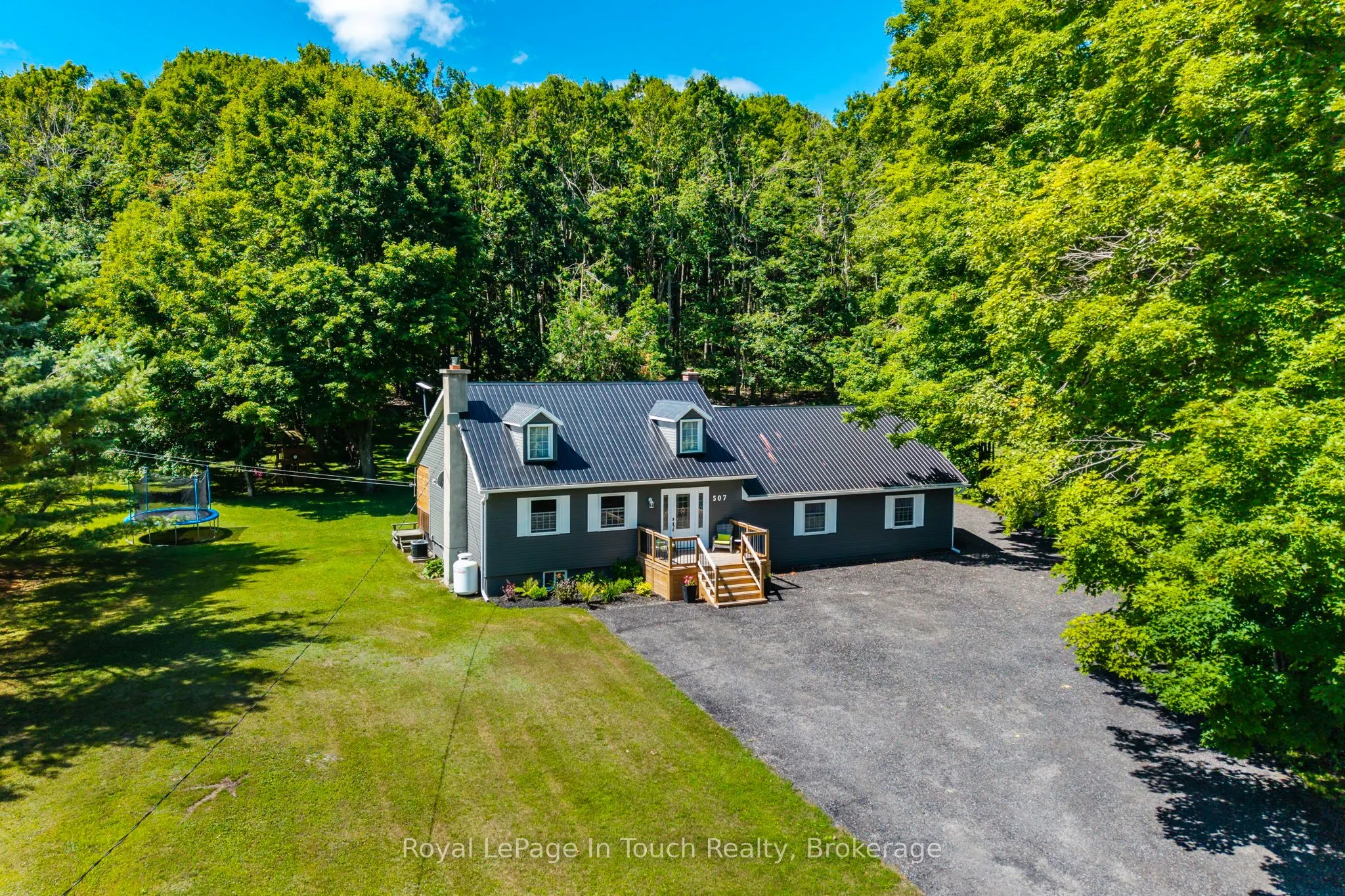 507 Lafontaine Road E