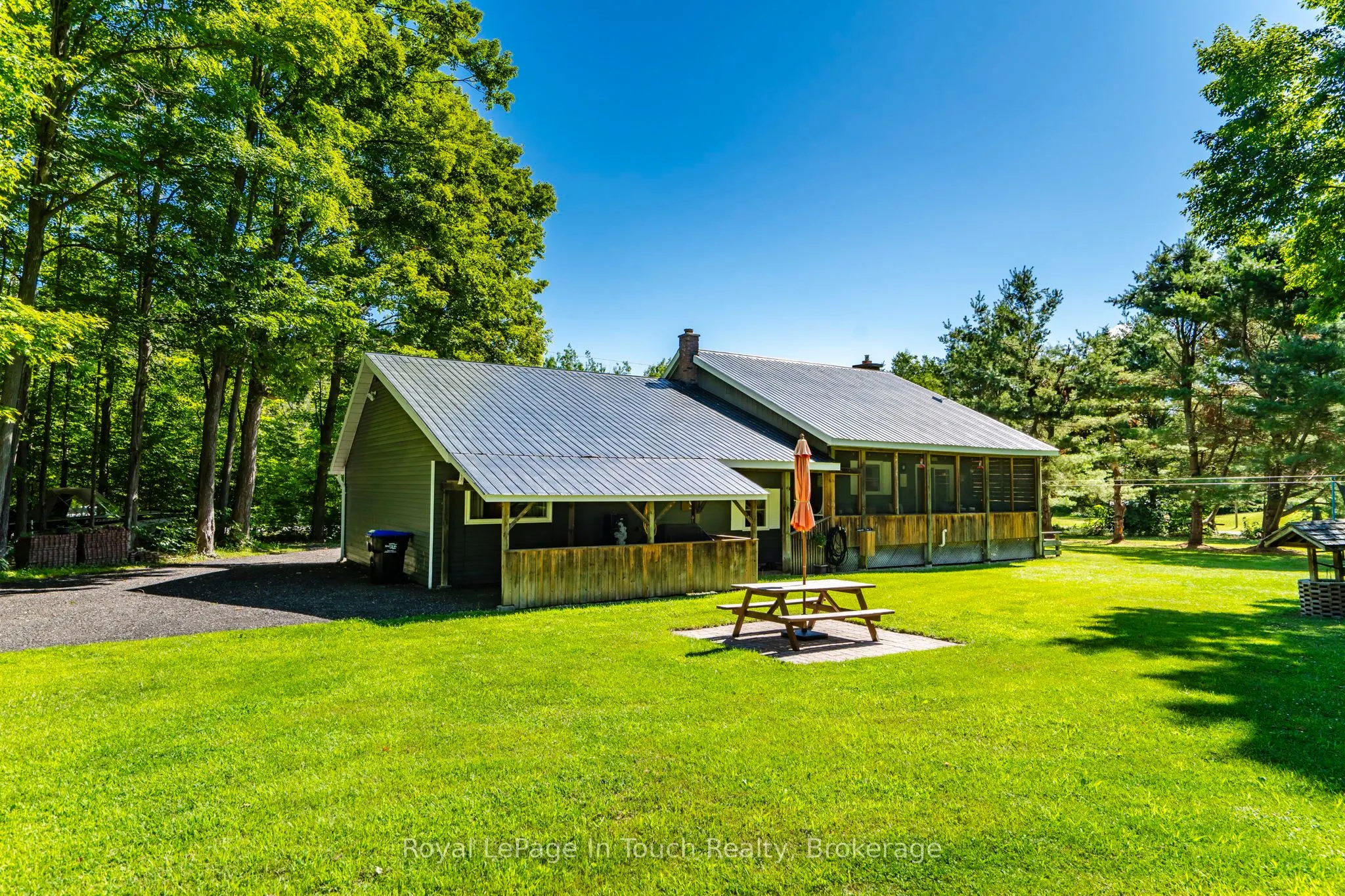 507 Lafontaine Road E