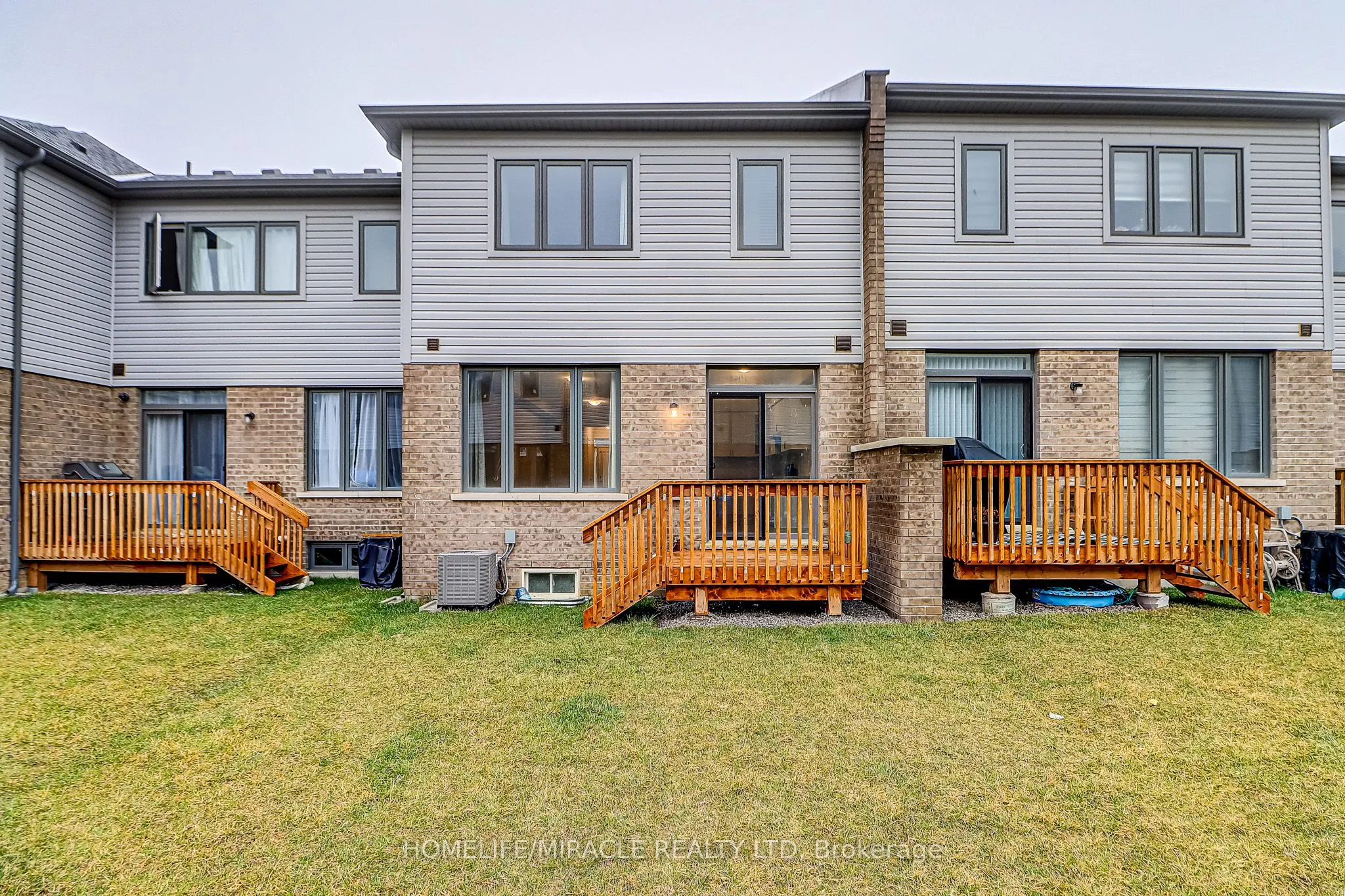 80 Valleybrook Road