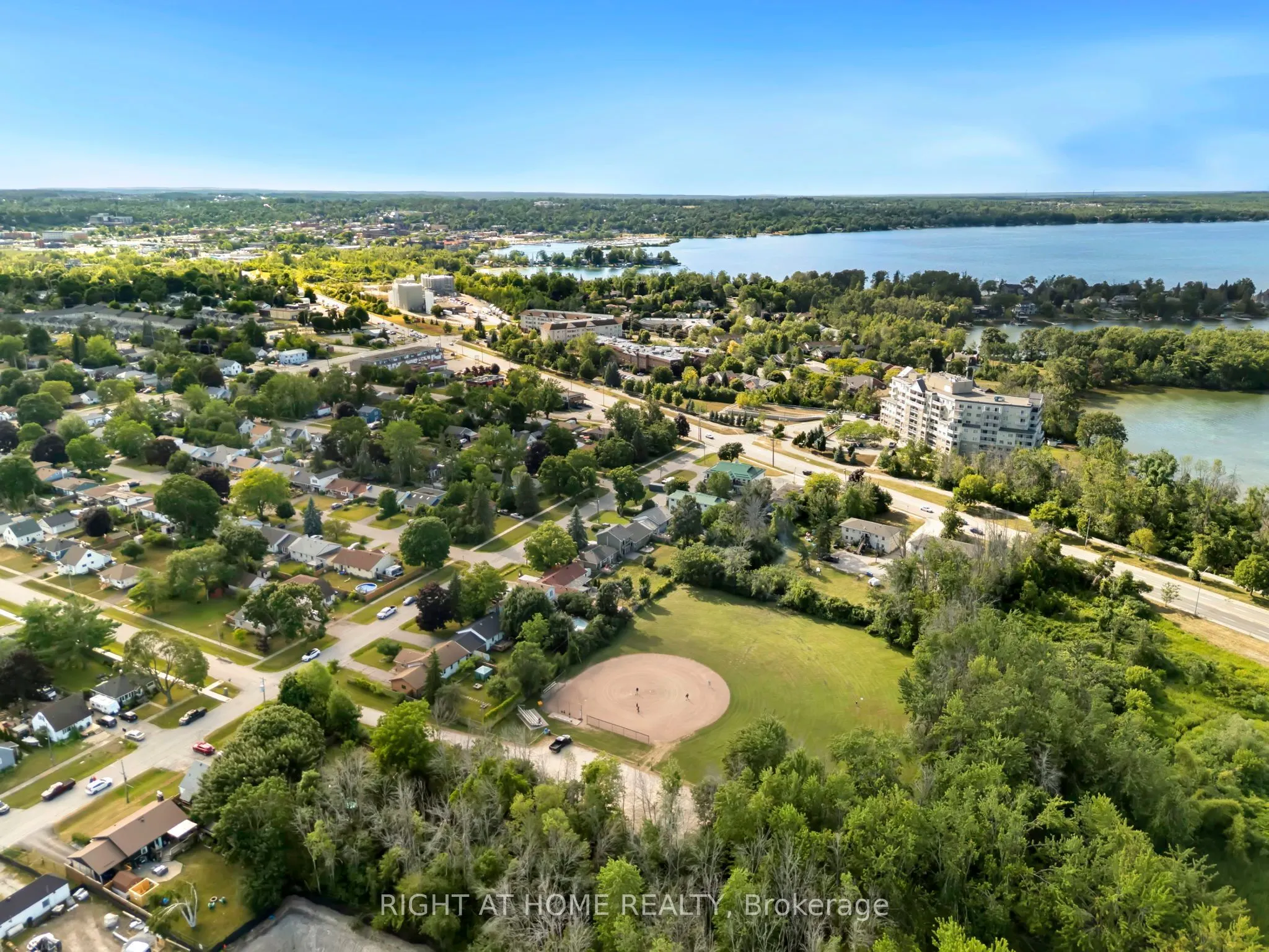 392 Bayview Parkway