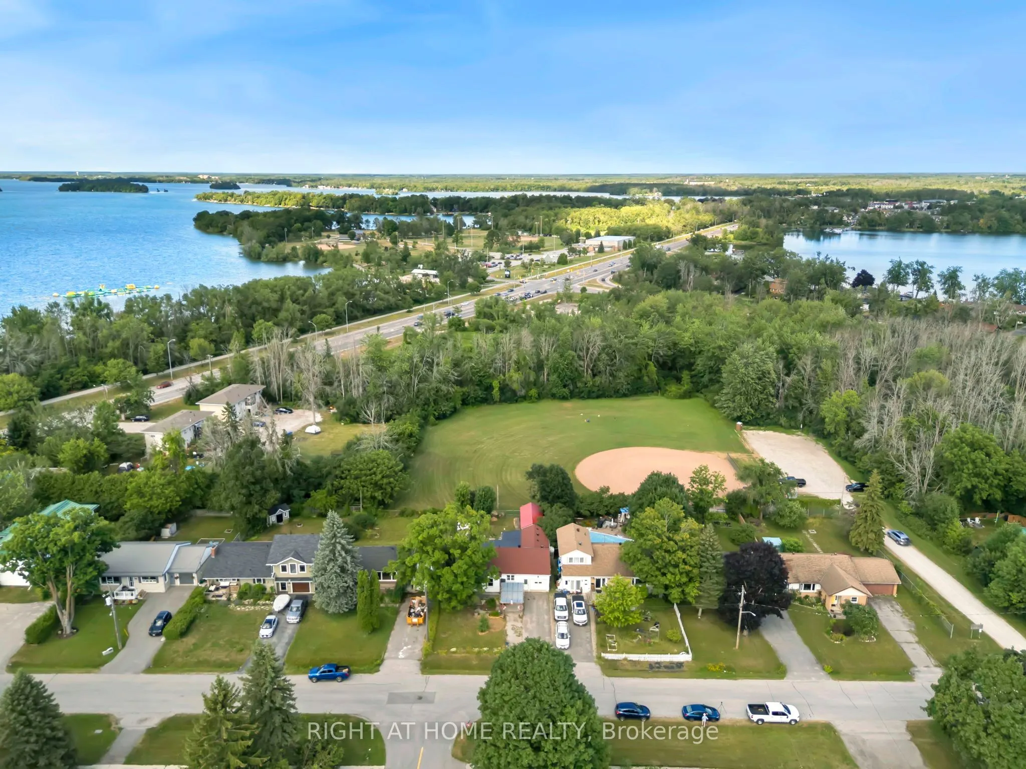 392 Bayview Parkway