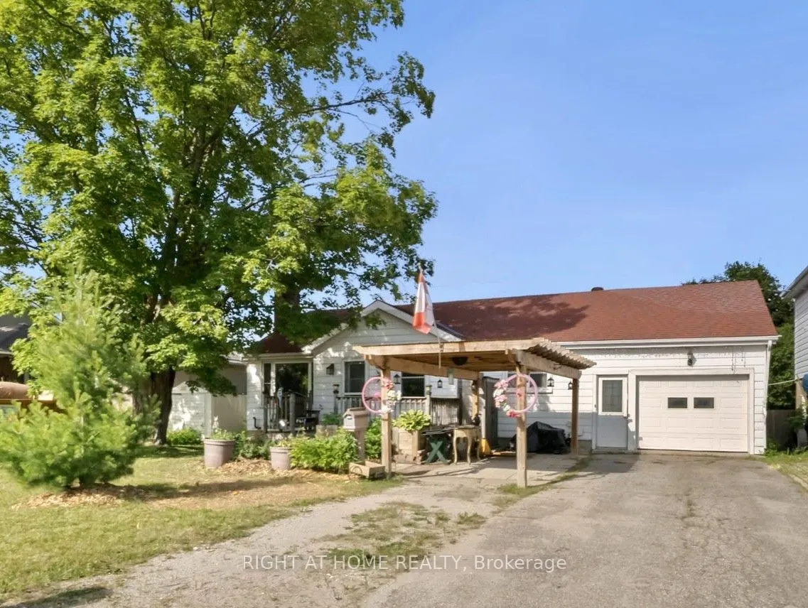 392 Bayview Parkway