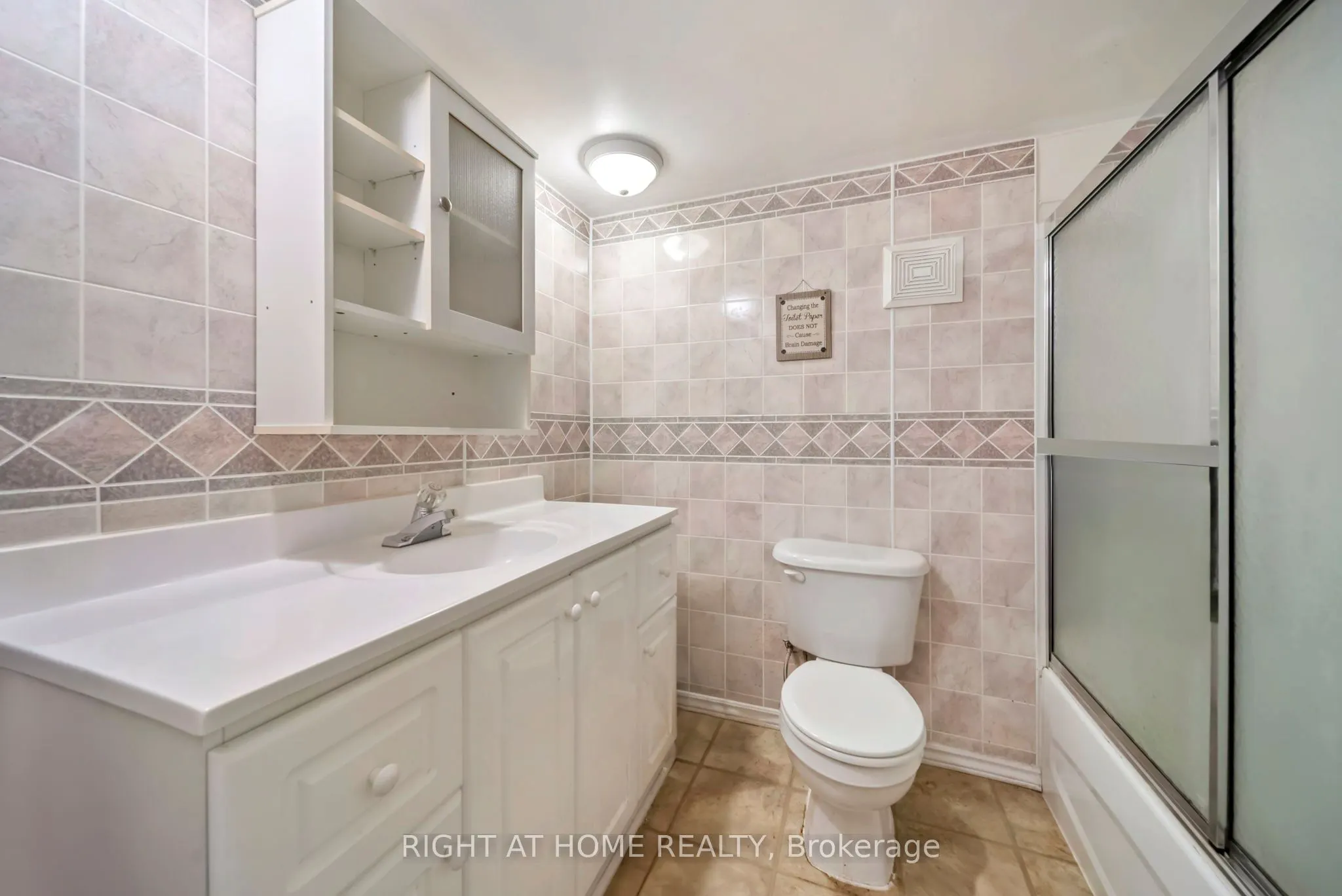 392 Bayview Parkway
