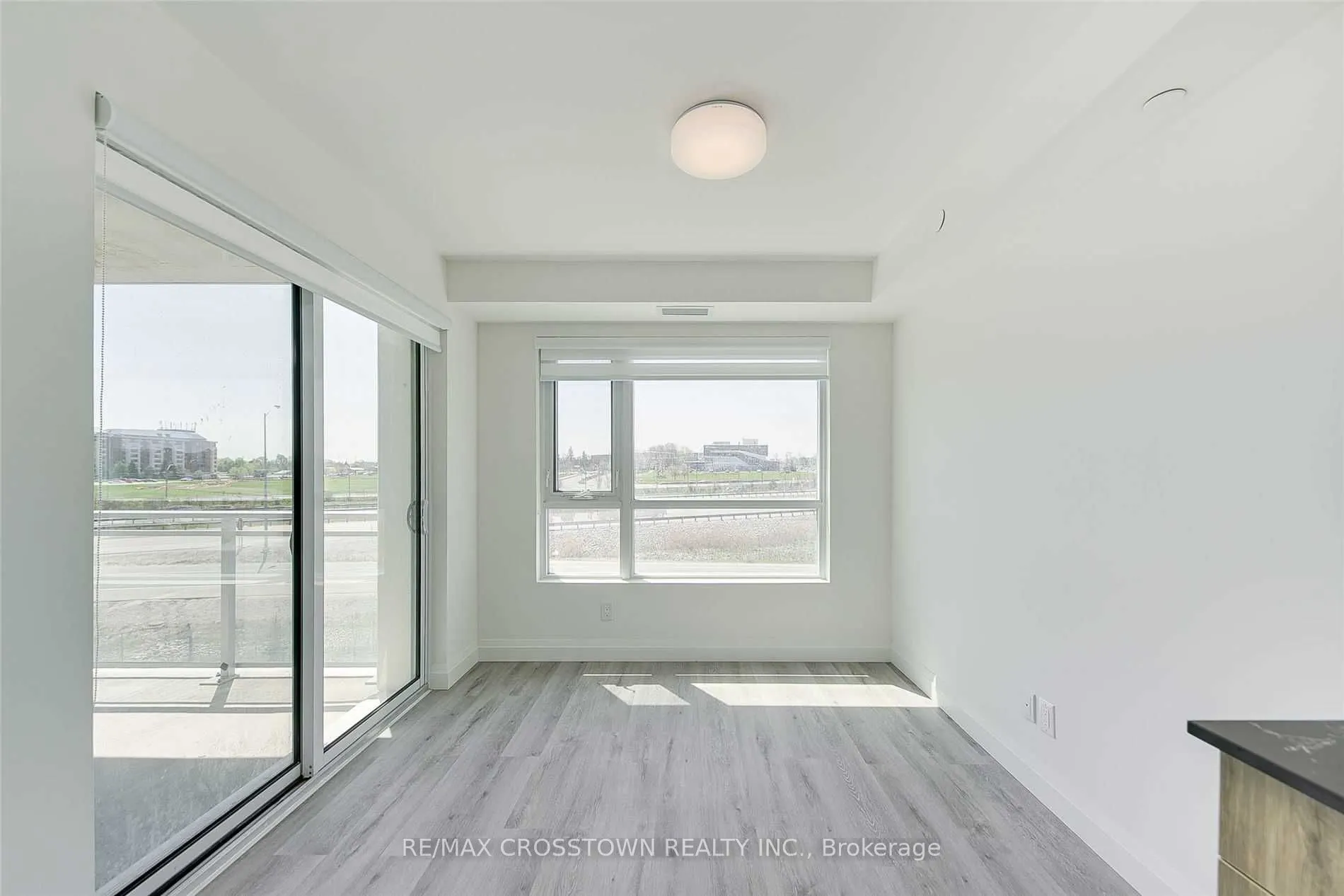 58 LAKESIDE Terrace, #712