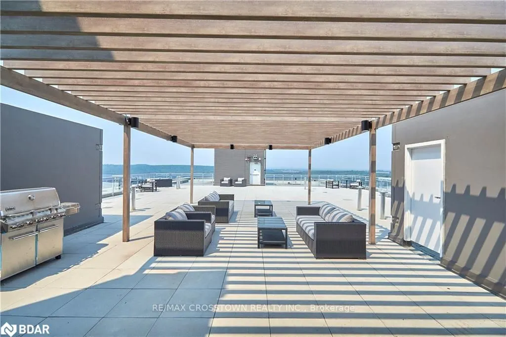 58 LAKESIDE Terrace, #712
