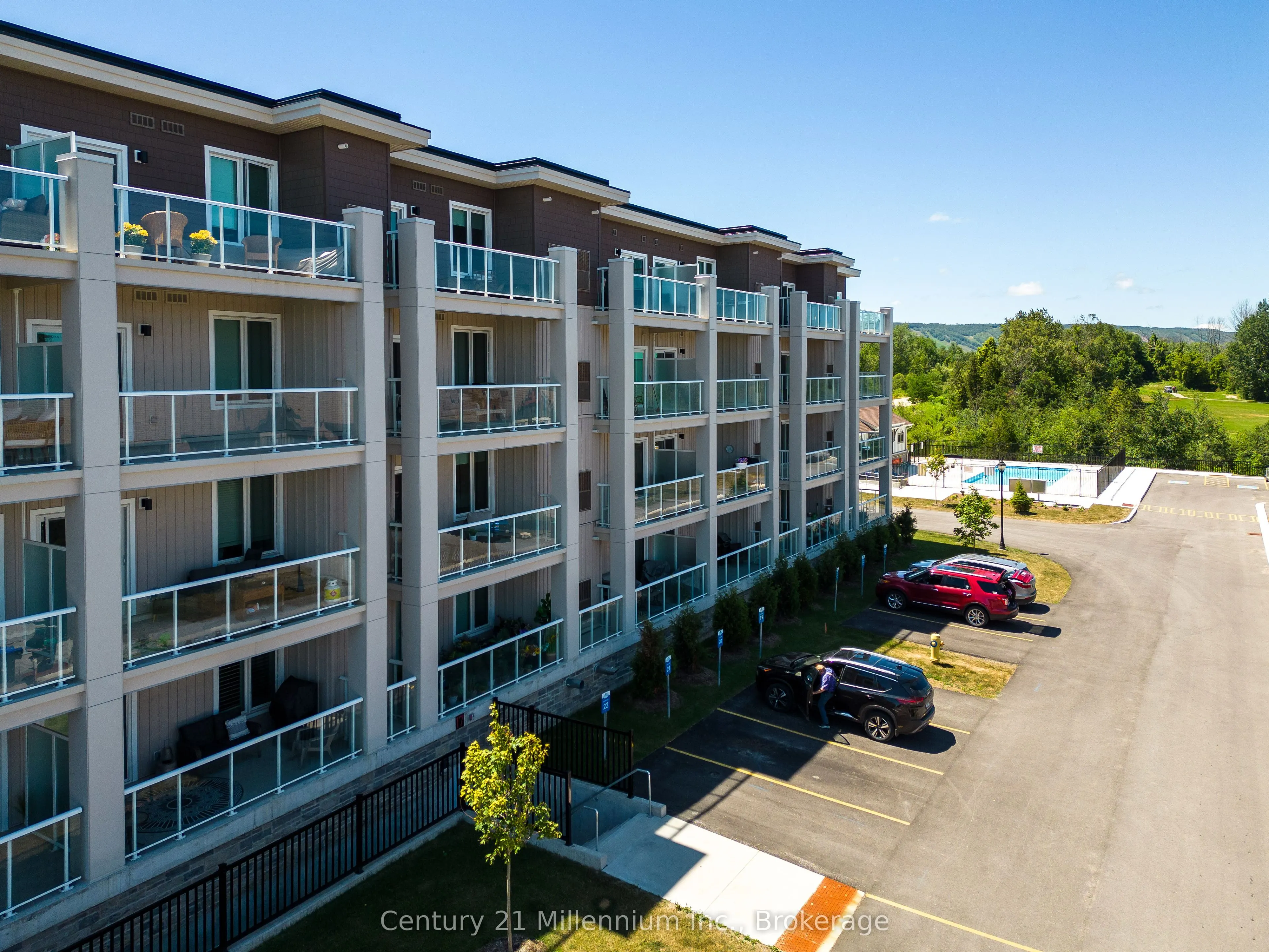 17 Spooner Crescent, #205