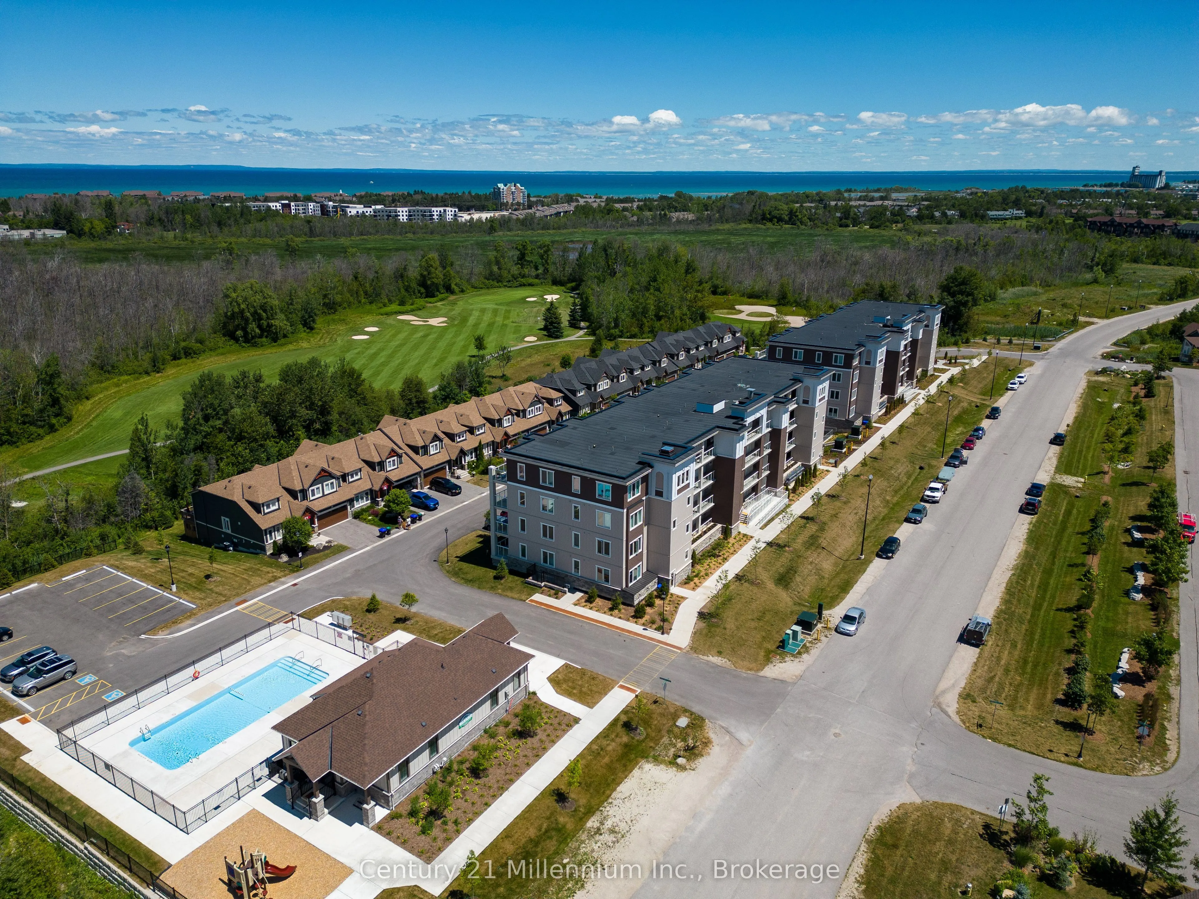 17 Spooner Crescent, #205