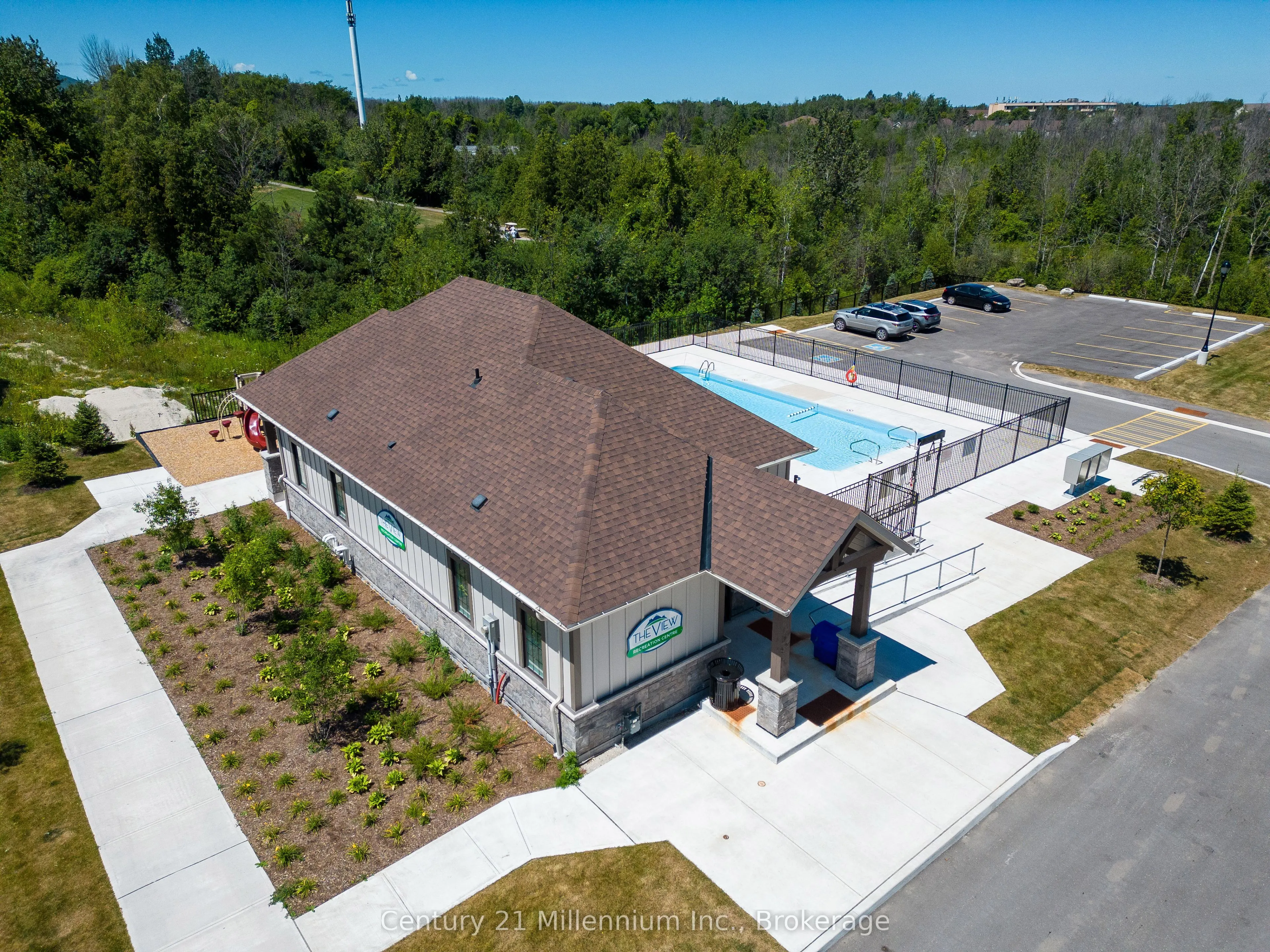 17 Spooner Crescent, #205