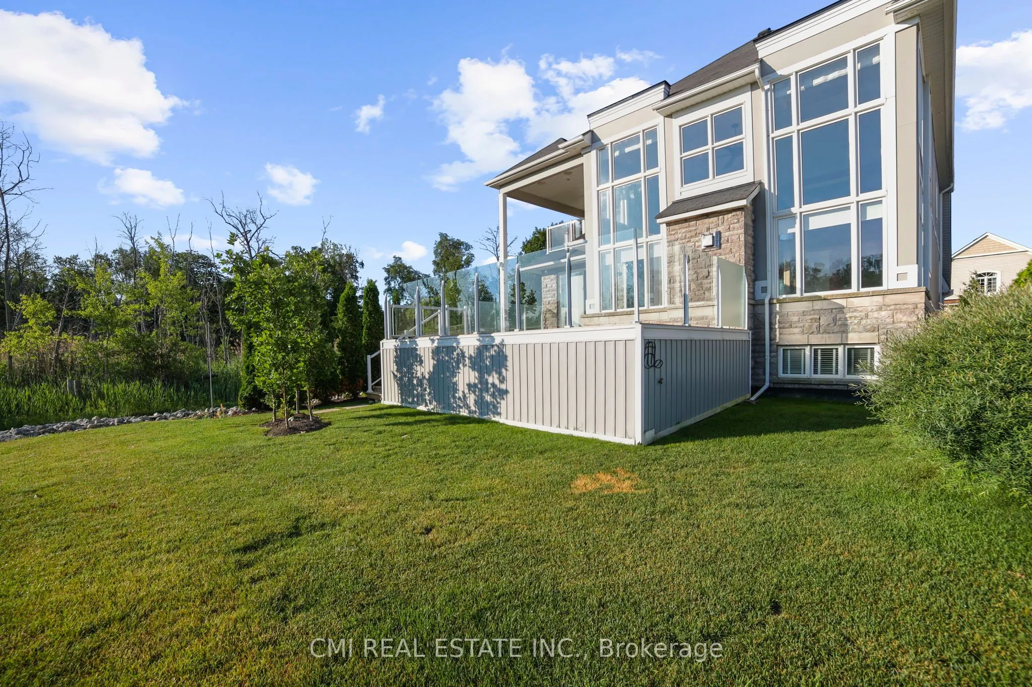 77 Waterview Road