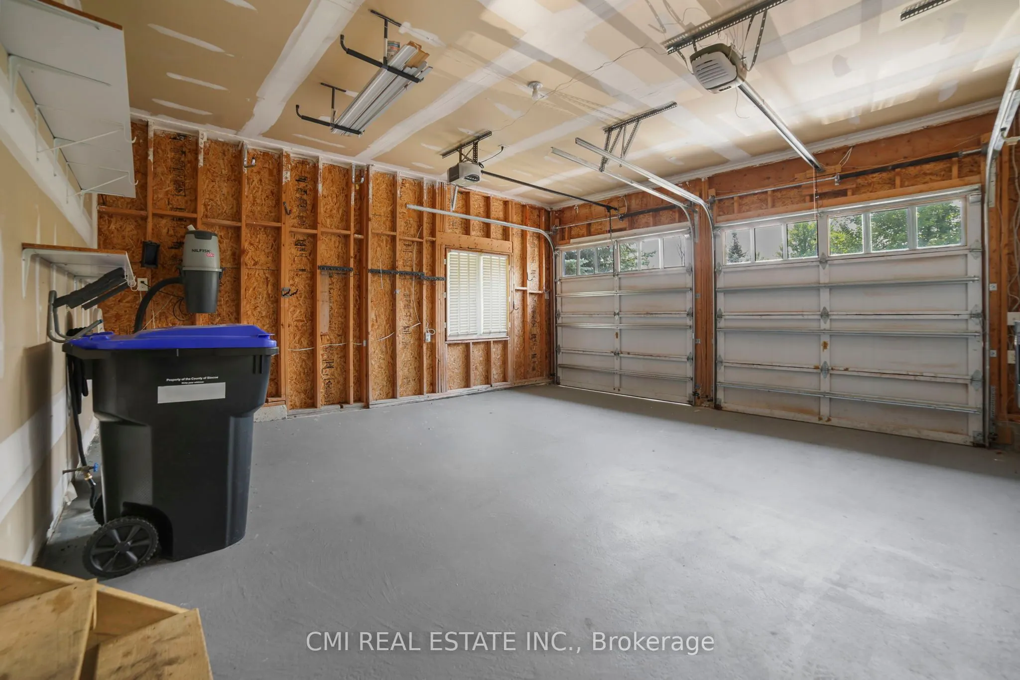 77 Waterview Road
