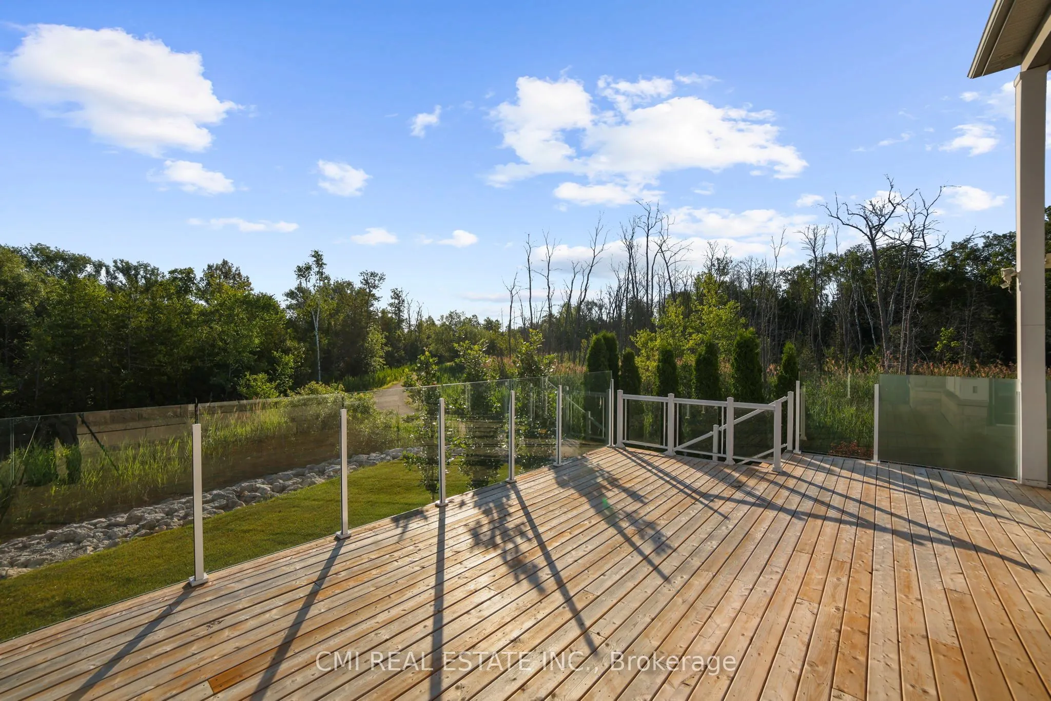 77 Waterview Road