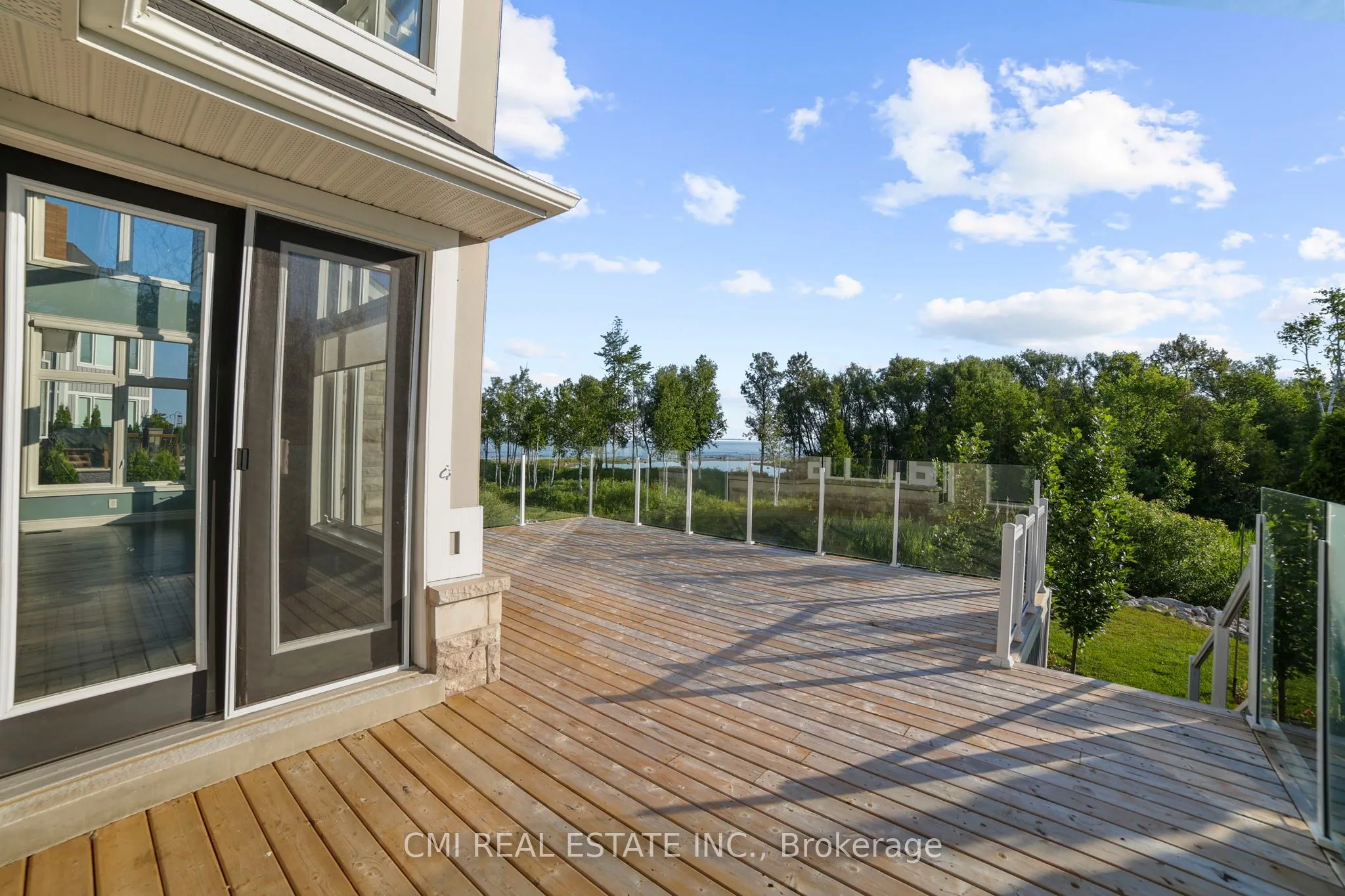 77 Waterview Road