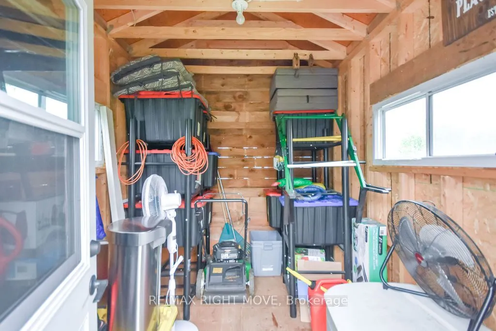 4458 Plum Point Road