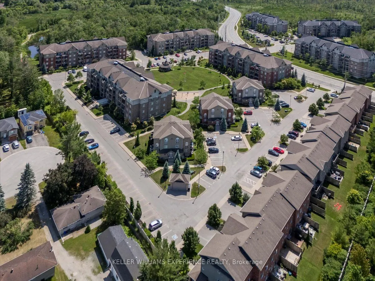 41 Ferndale Drive S, #102