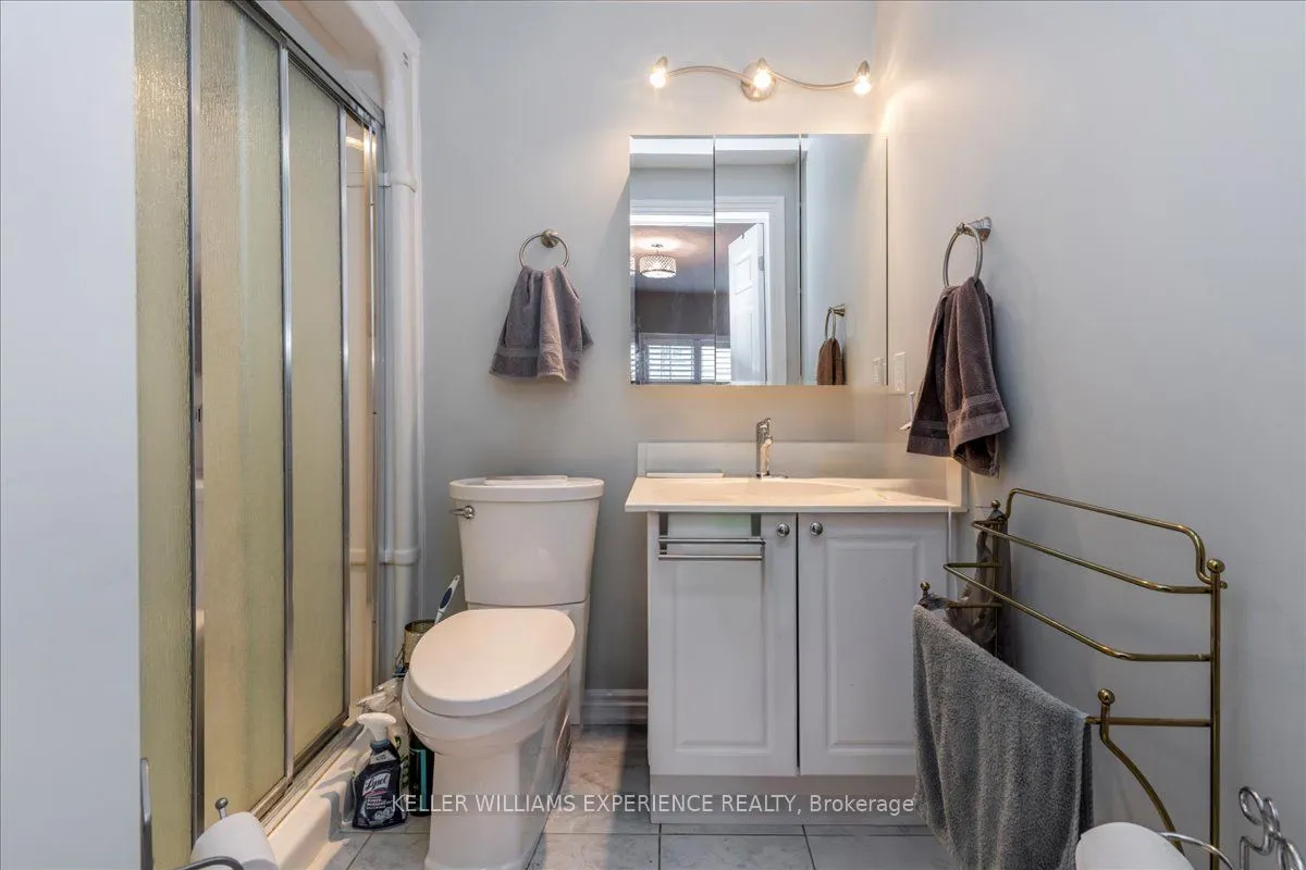 41 Ferndale Drive S, #102