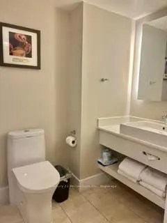9 Harbour Street E, #3210-3212