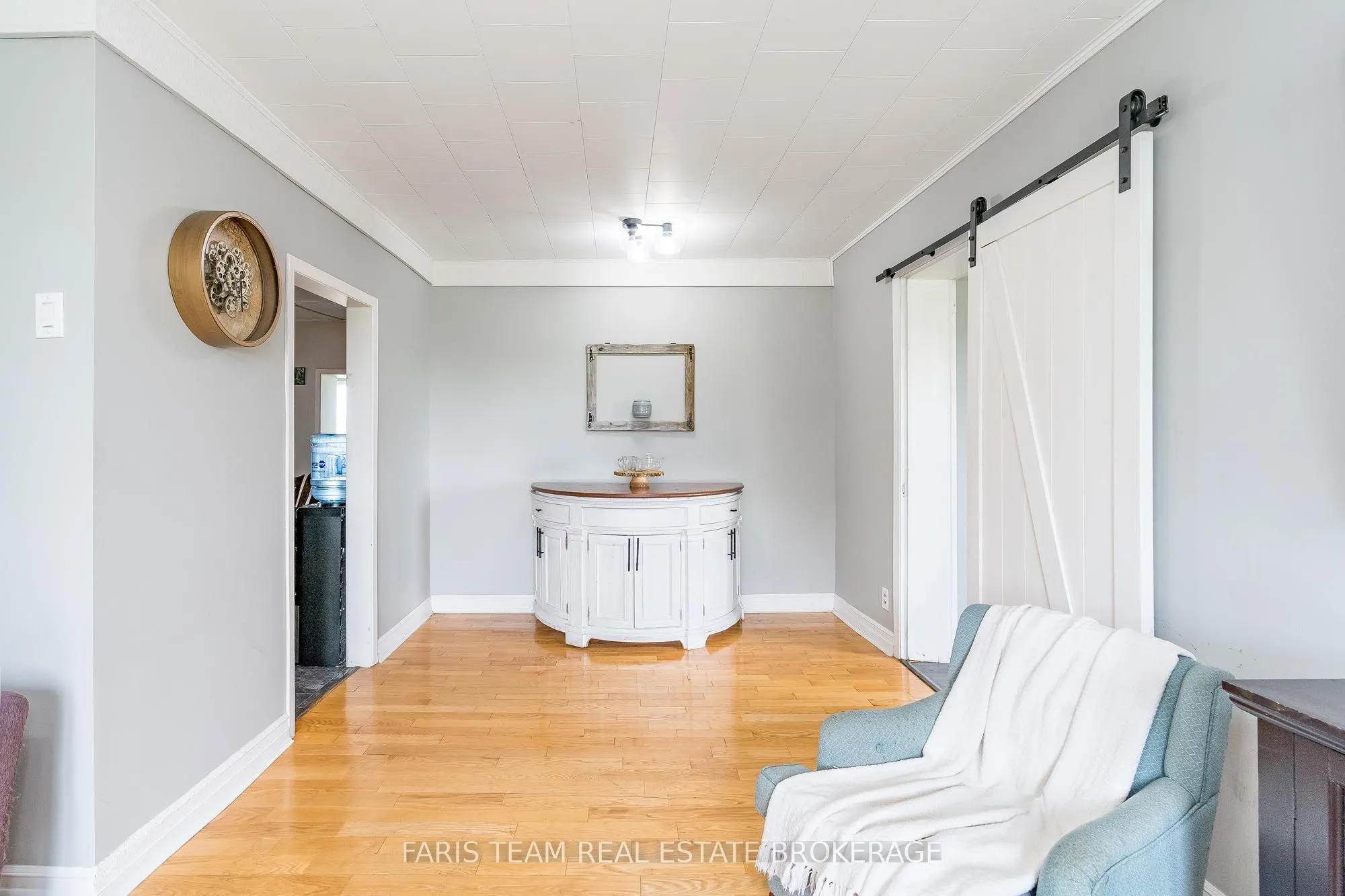 160 Lafontaine Road W